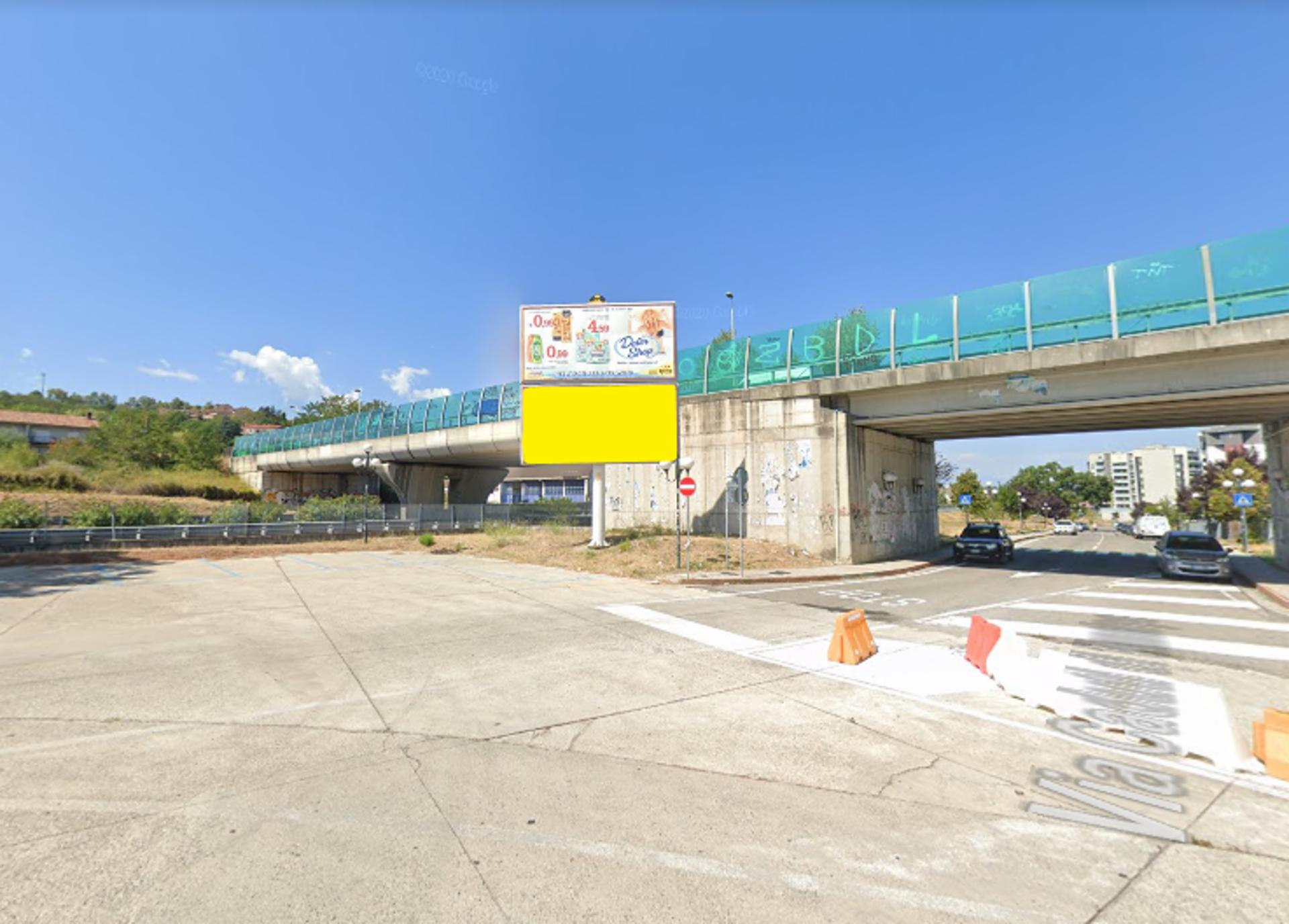 Impianto 6 X 3 a Rende, in zona Deichmann