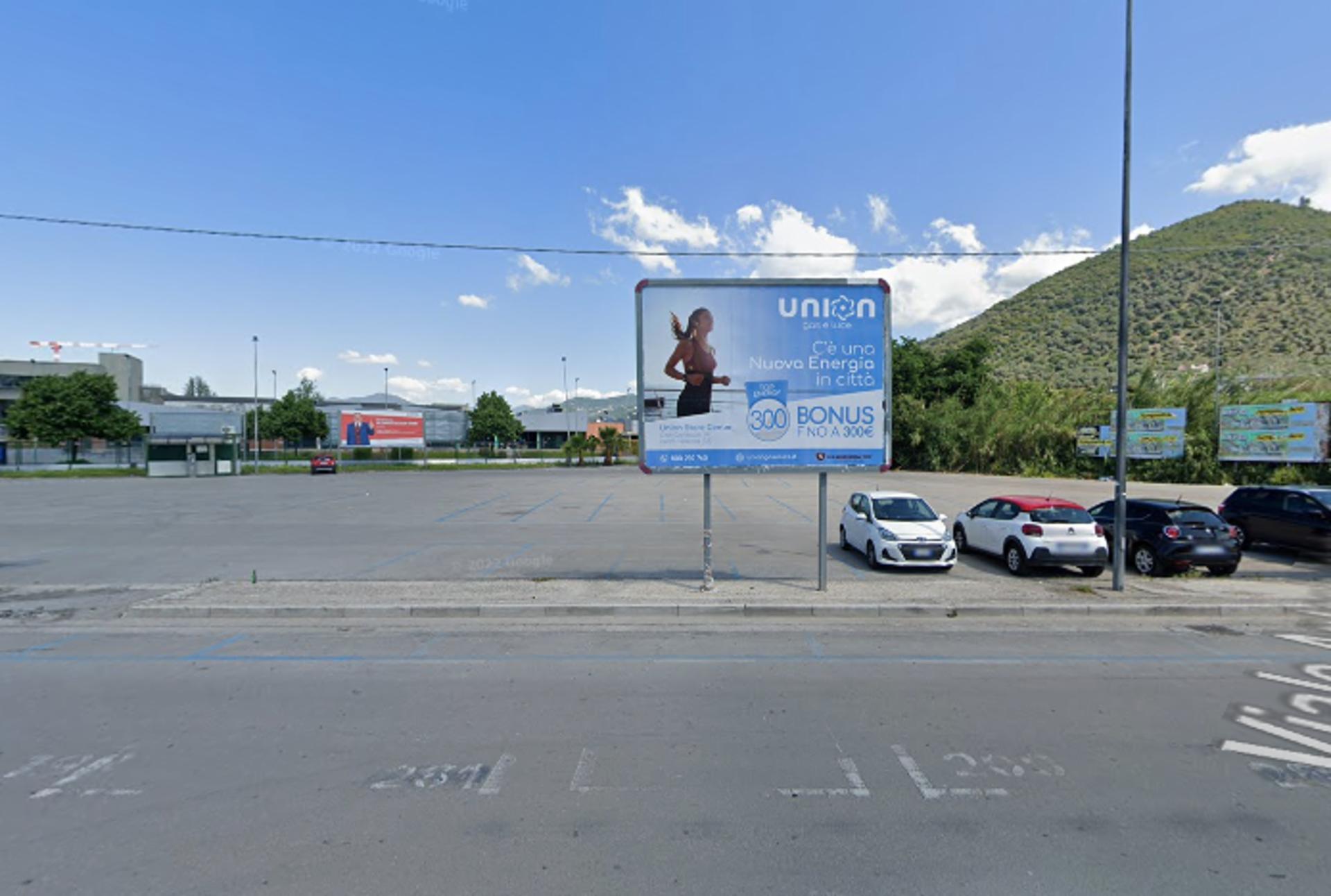 Impianto POSTER a Salerno, in zona EuroSpin