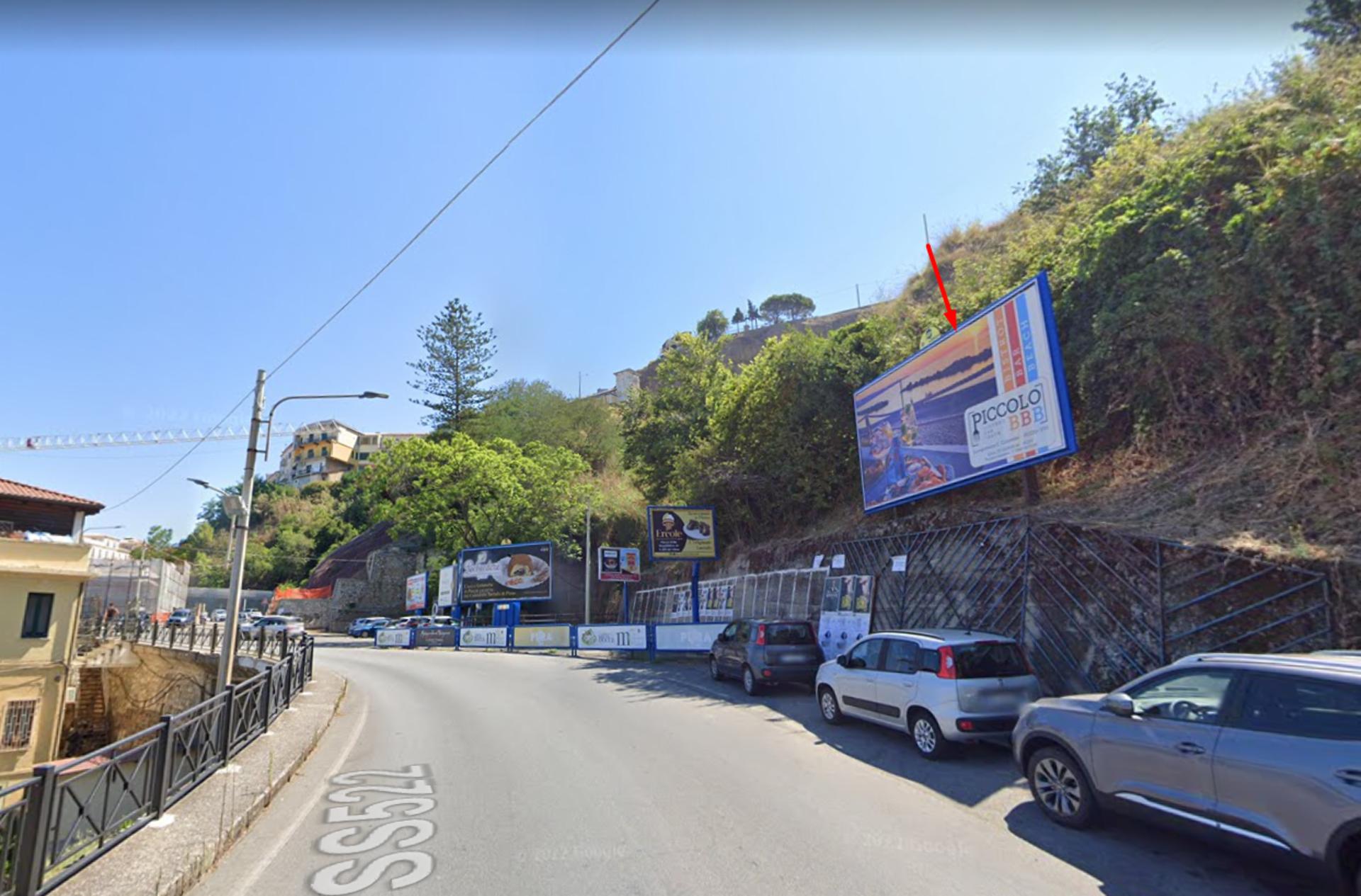 Impianto 6 X 3 a Pizzo, in zona Porto Antico