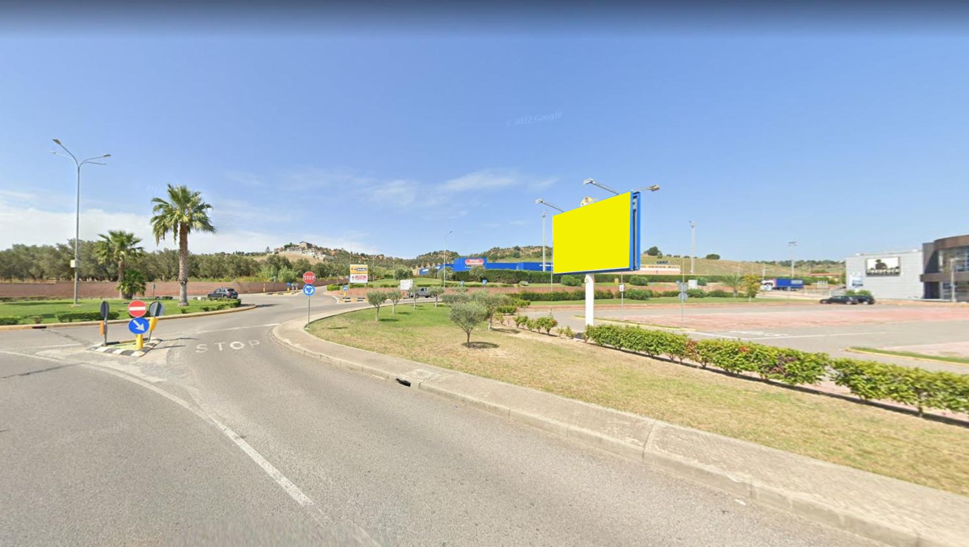 Impianto POSTER a Catanzaro, in zona MediaWorld