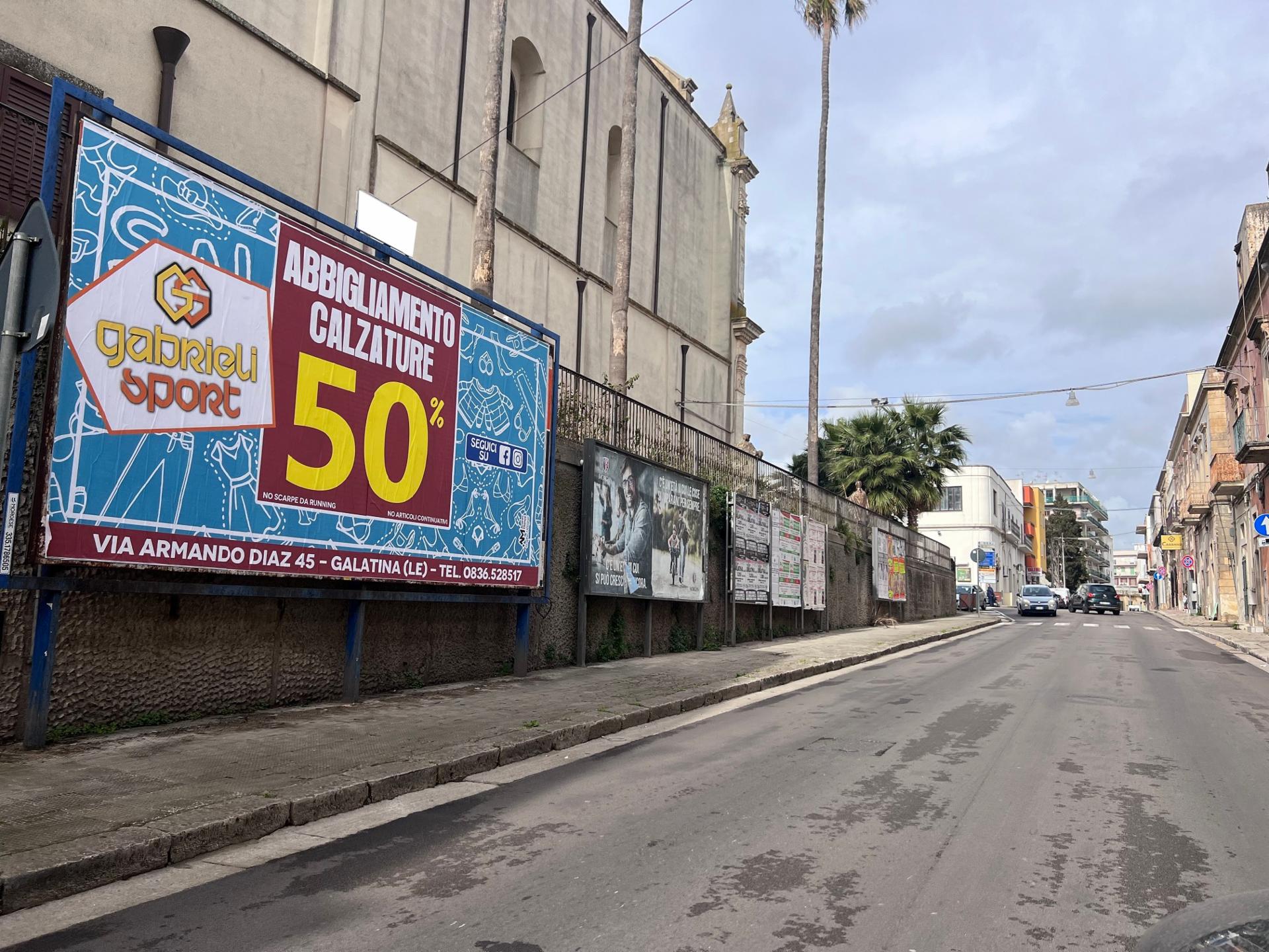 Impianto 6 X 3 a Galatina, in zona Pub La Staffa