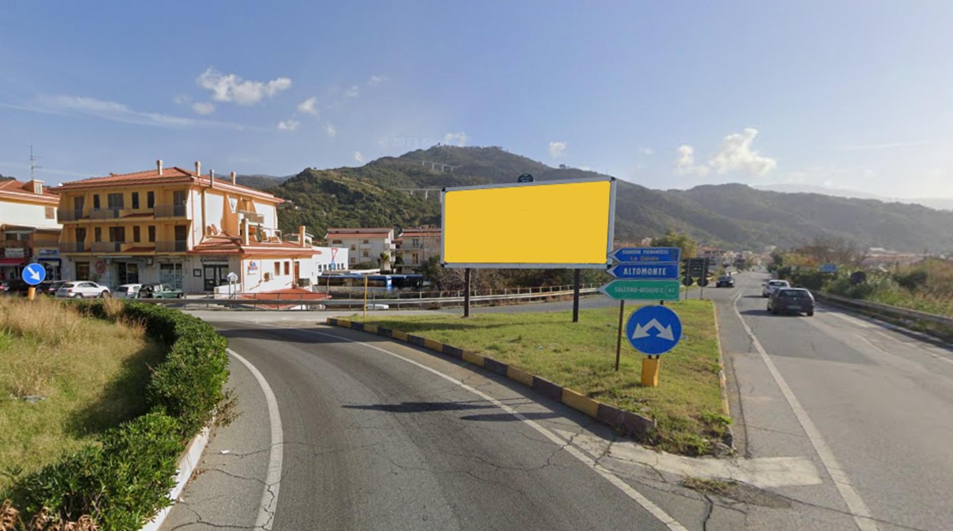 Impianto 6 X 3 a Acquappesa, in zona Lo Scoglio