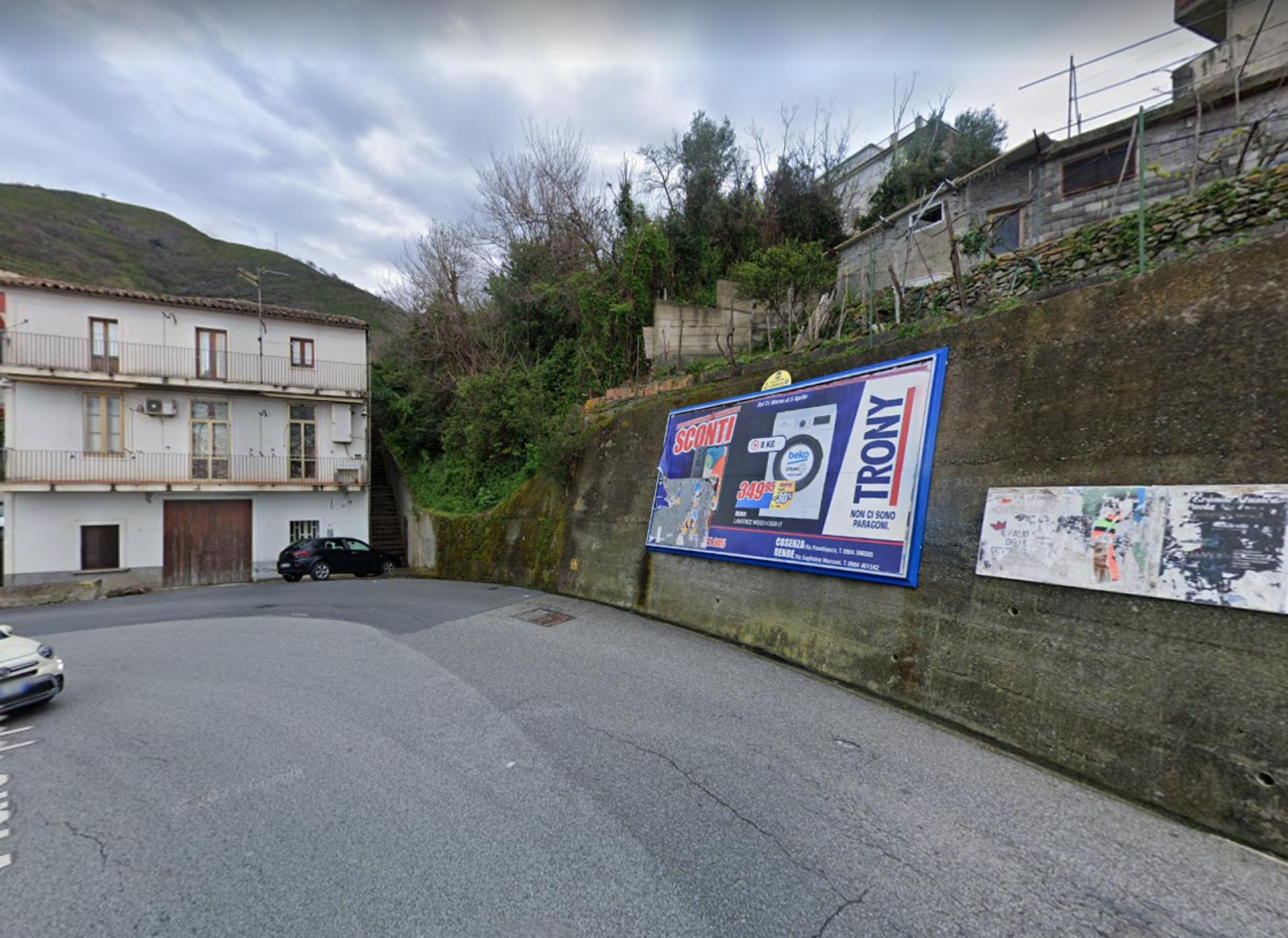 Impianto 6 X 3 a Paola, in zona Conad City