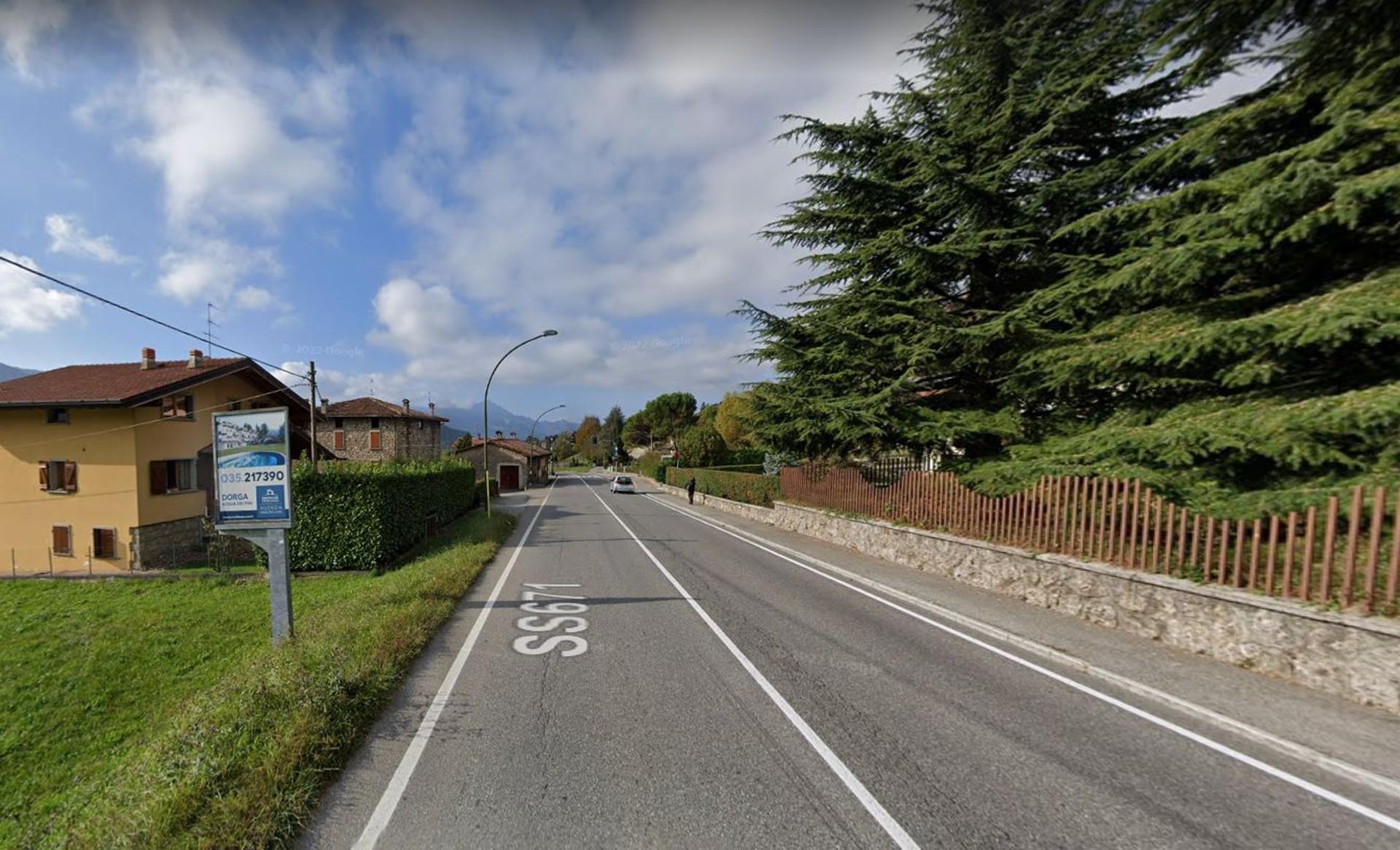 Impianto CARTELLONISTICA a Castione della Presolana, in zona Ristorante Pizzeria Adess