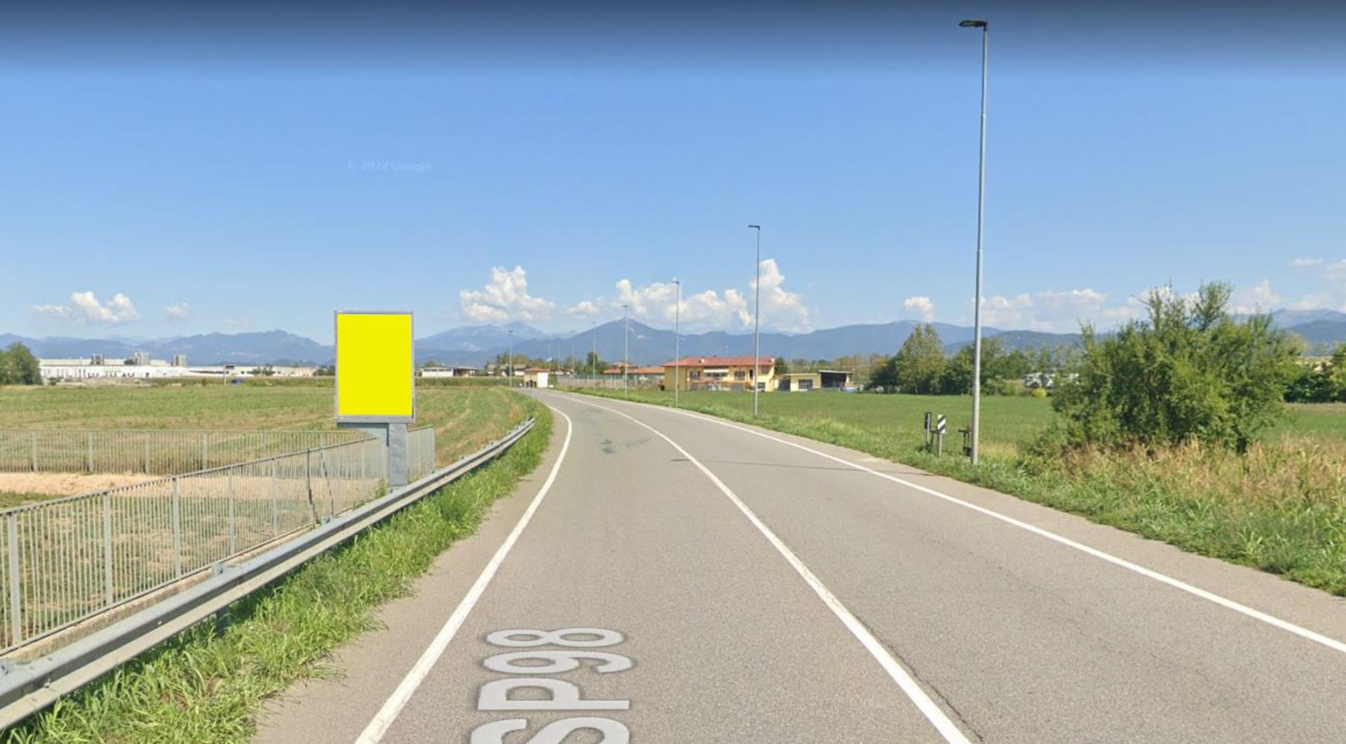 Impianto CARTELLONISTICA a Palosco, in zona Palosco - via bergamo (distrib.api)