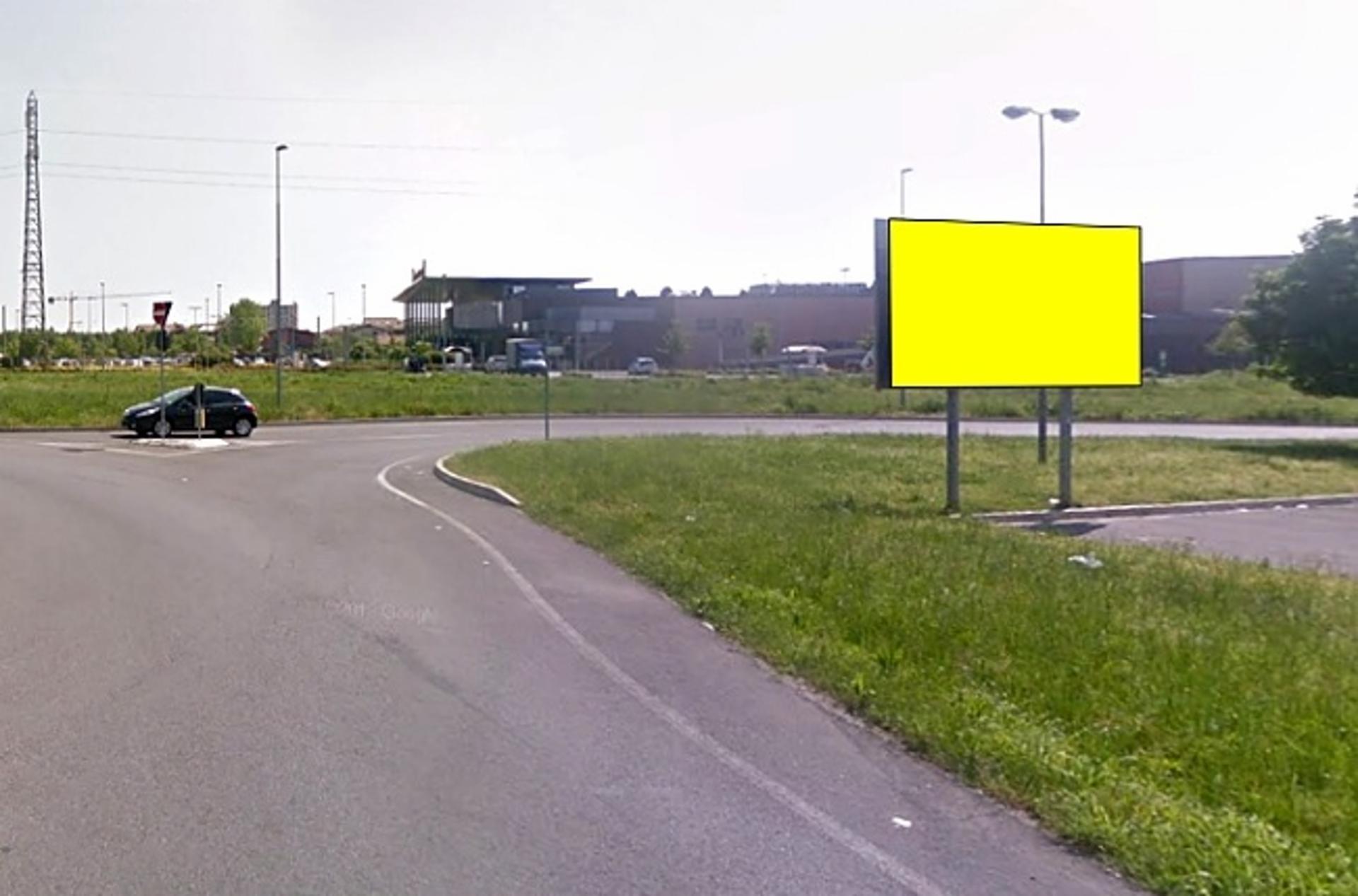 Impianto 6 X 3 a Vaprio d'Adda, in zona La Base