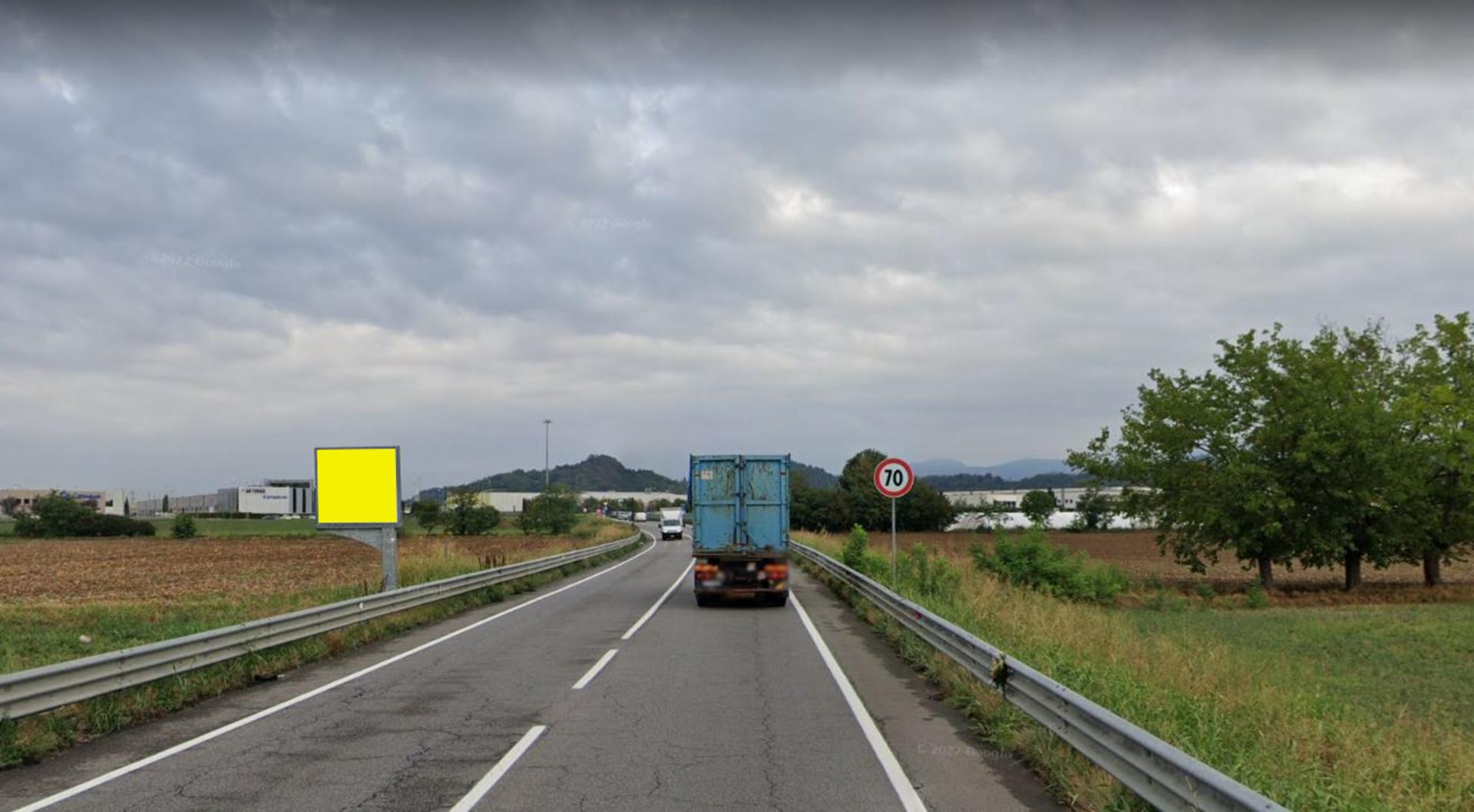 Impianto CARTELLONISTICA a Gorlago, in zona COSTA DI MEZZATE - Villa Landri