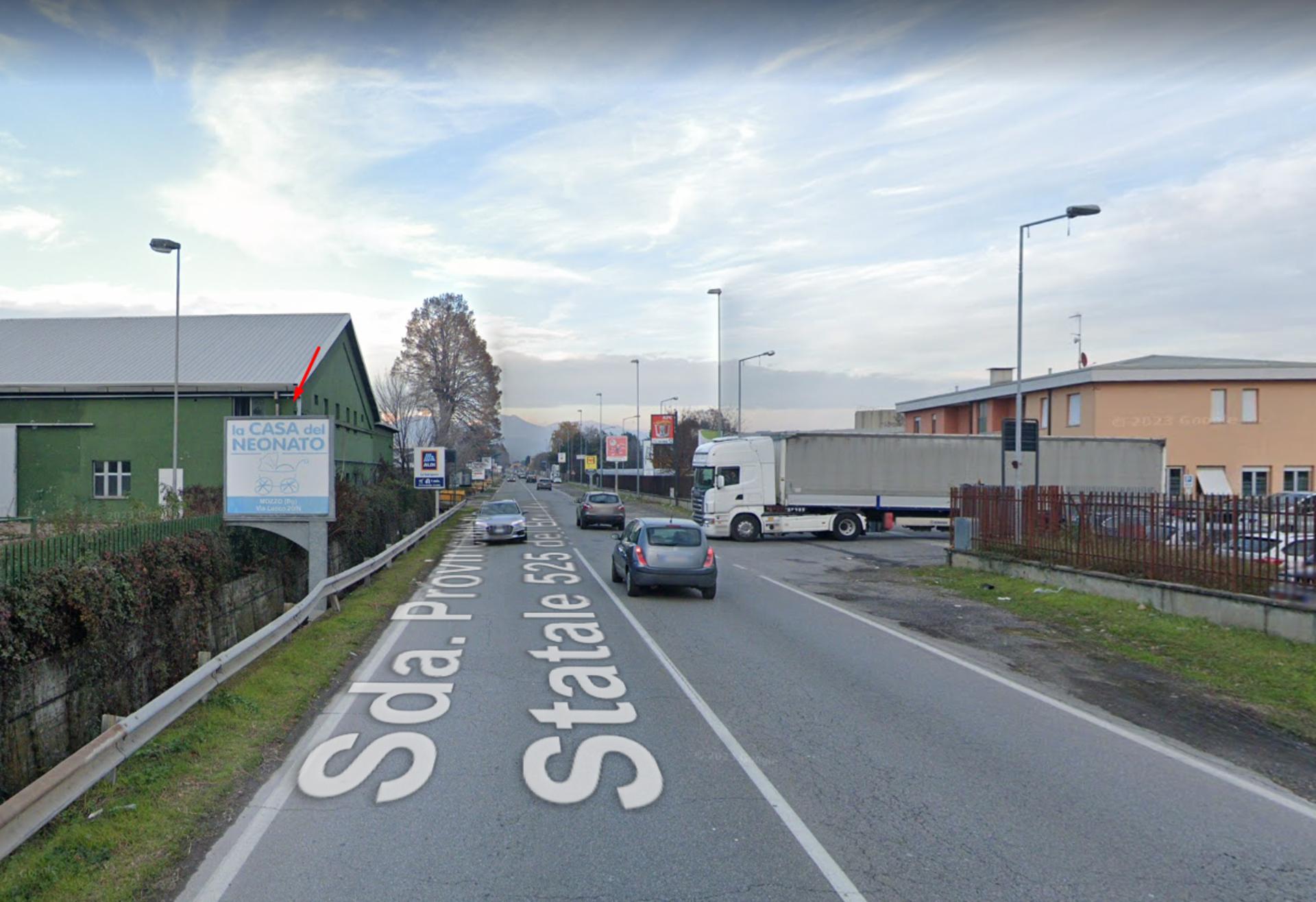 Impianto CARTELLONISTICA a Dalmine, in zona Roadhouse