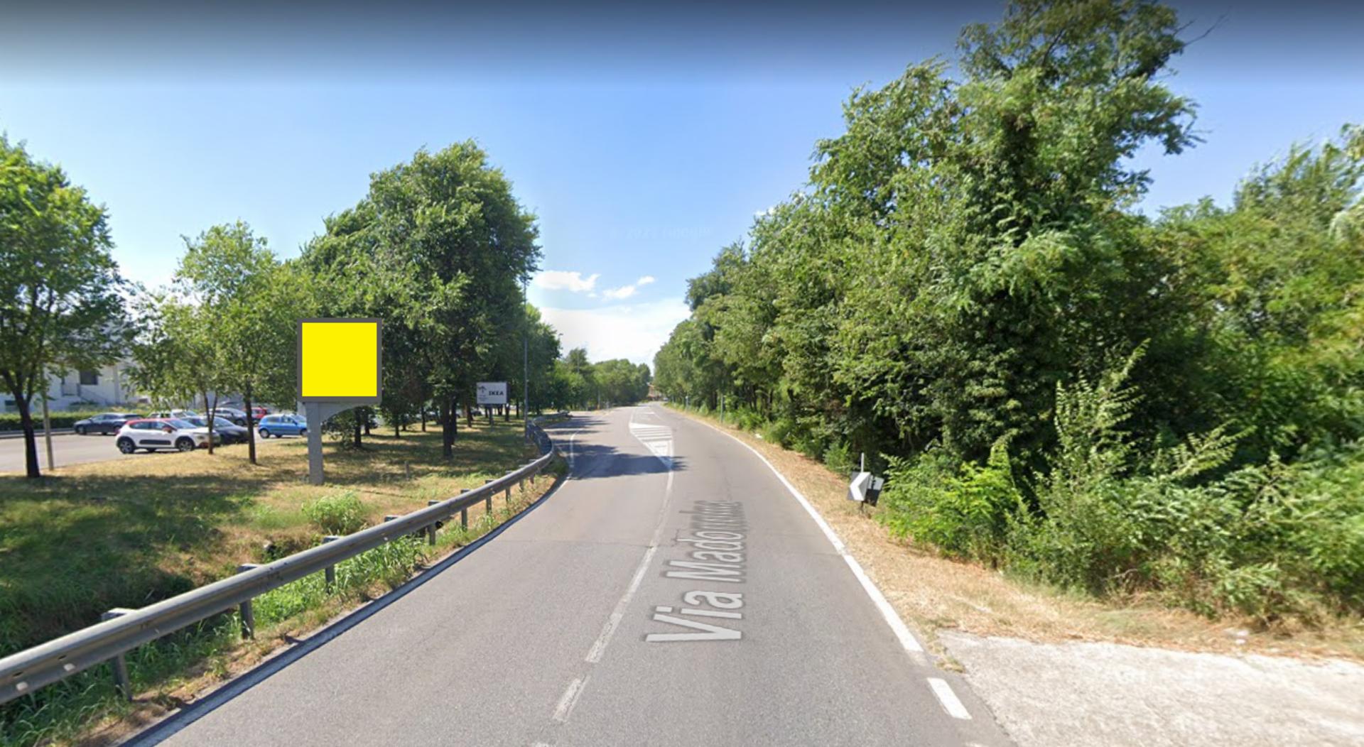 Impianto CARTELLONISTICA a Montichiari, in zona Chiesa della Madonnina