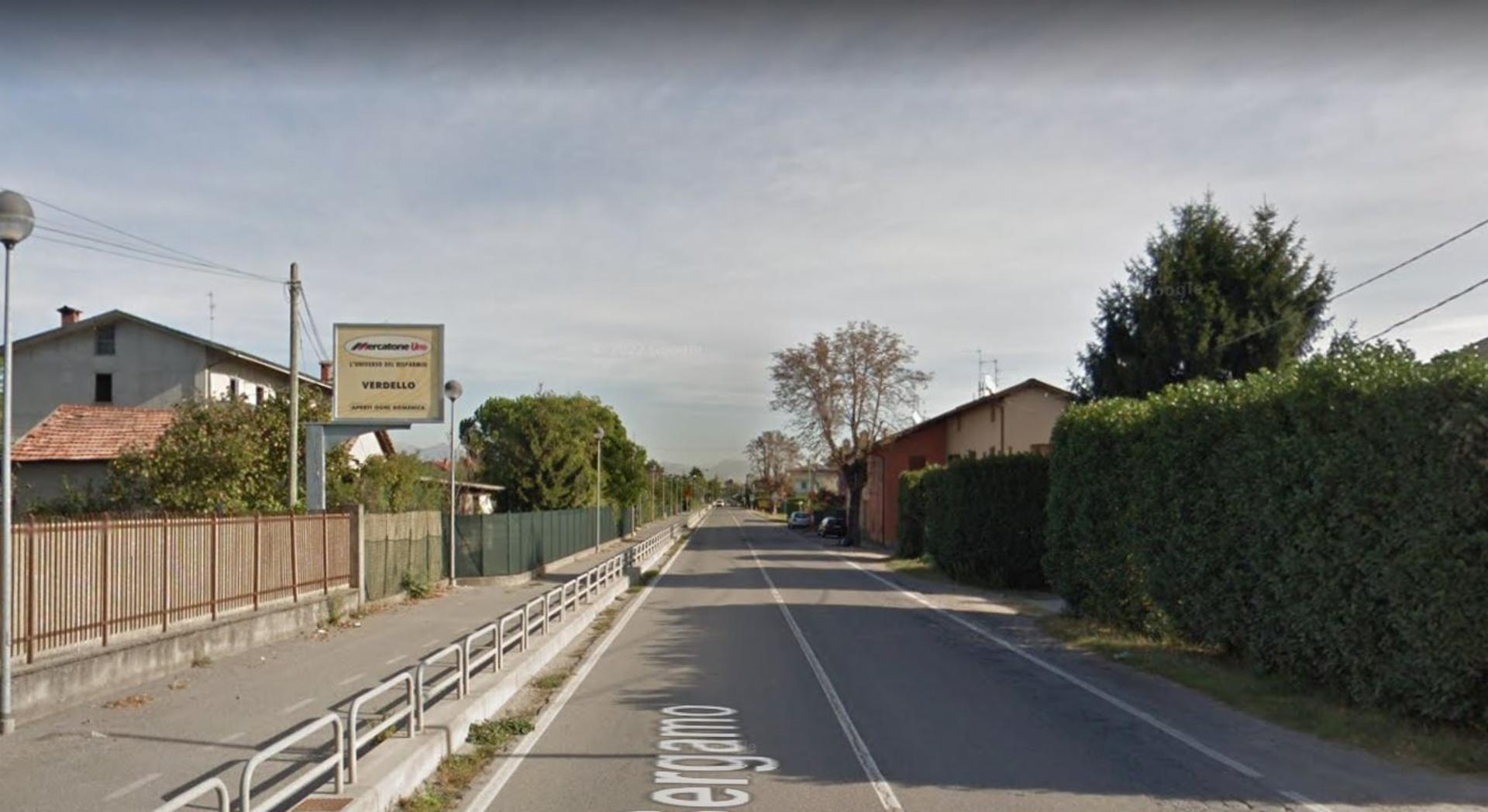Impianto CARTELLONISTICA a Pontirolo Nuovo, in zona Pizzeria San Michele