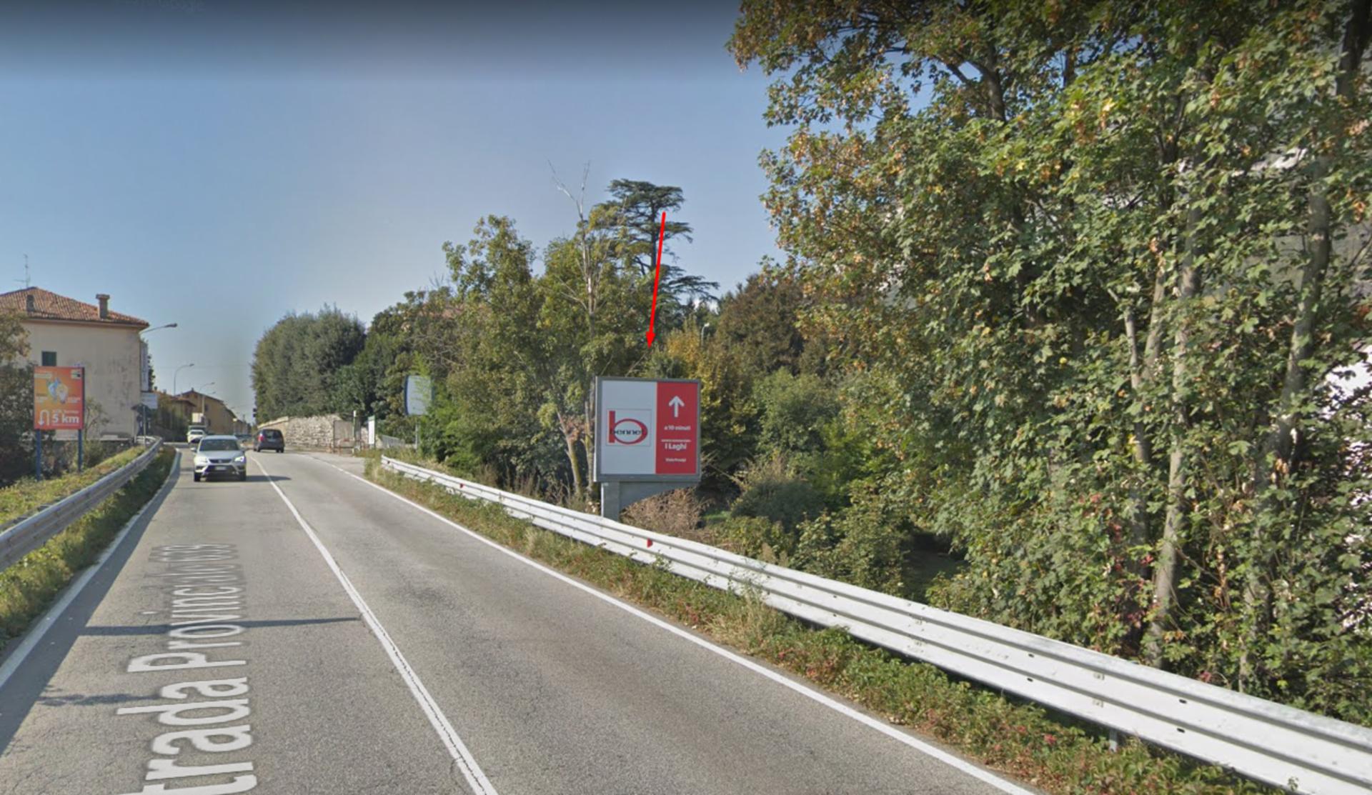 Impianto CARTELLONISTICA a Suello, in zona Carrefour Market