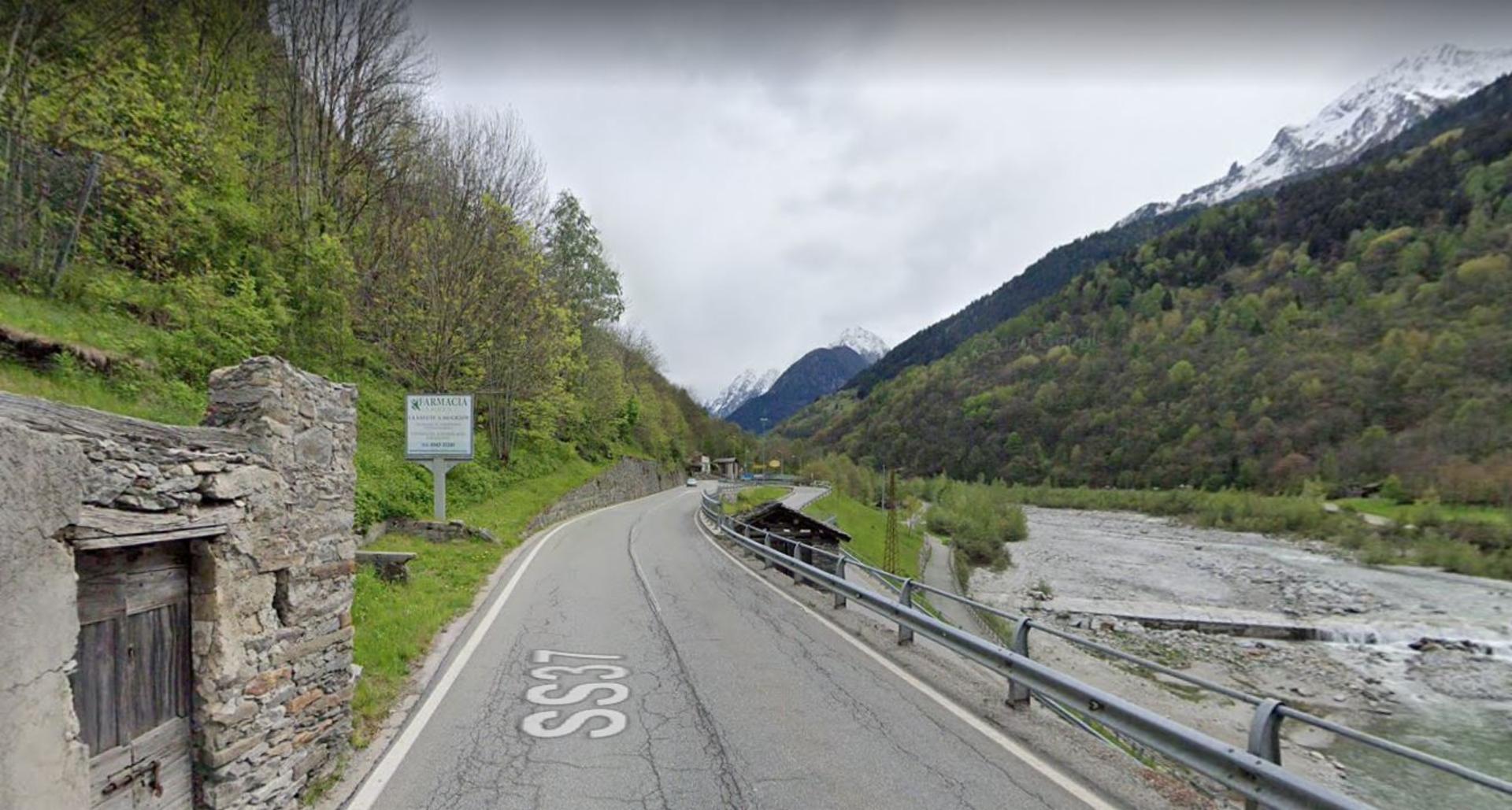 Impianto CARTELLONISTICA a Villa di Chiavenna, in zona Santuario della Madonna della Salute