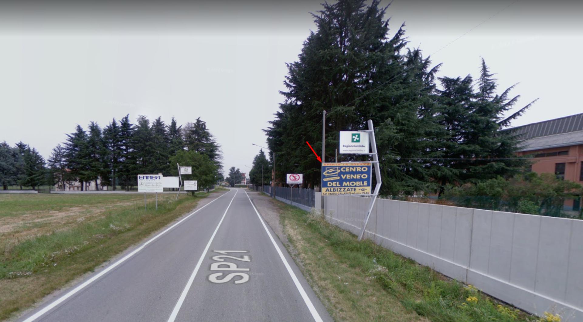 Impianto CARTELLONISTICA a Gorla Minore, in zona Conad