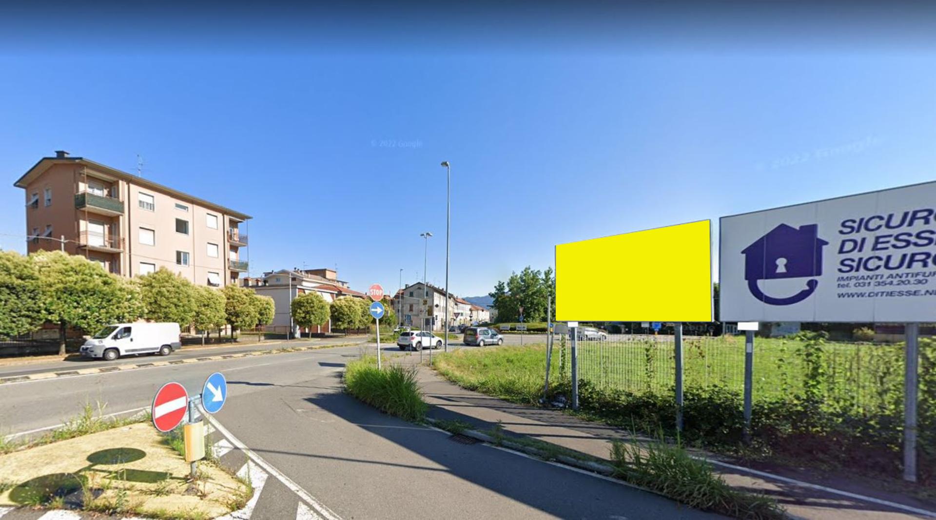 Impianto CARTELLONISTICA a Fino Mornasco, in zona Luglio Portichettese