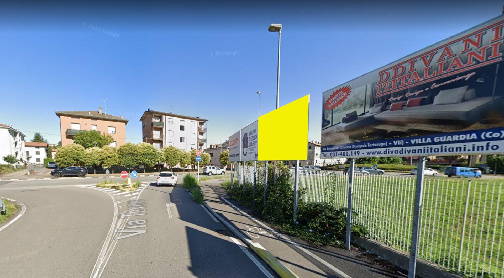 Impianto CARTELLONISTICA a Fino Mornasco, in zona Luglio Portichettese