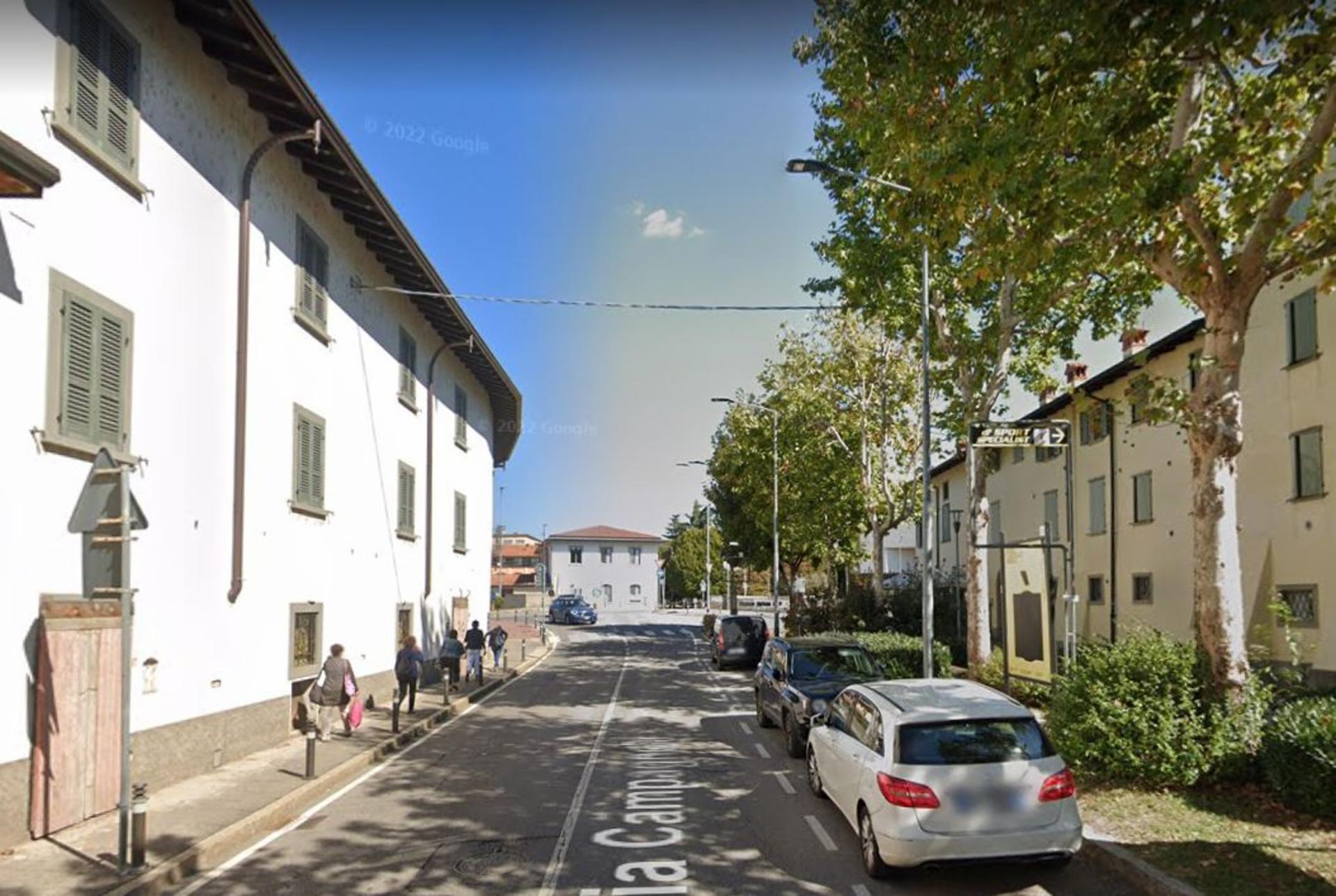 Impianto FRECCE / PREINSEGNE a Bergamo, in zona Bar caffeteria Borgo Storico