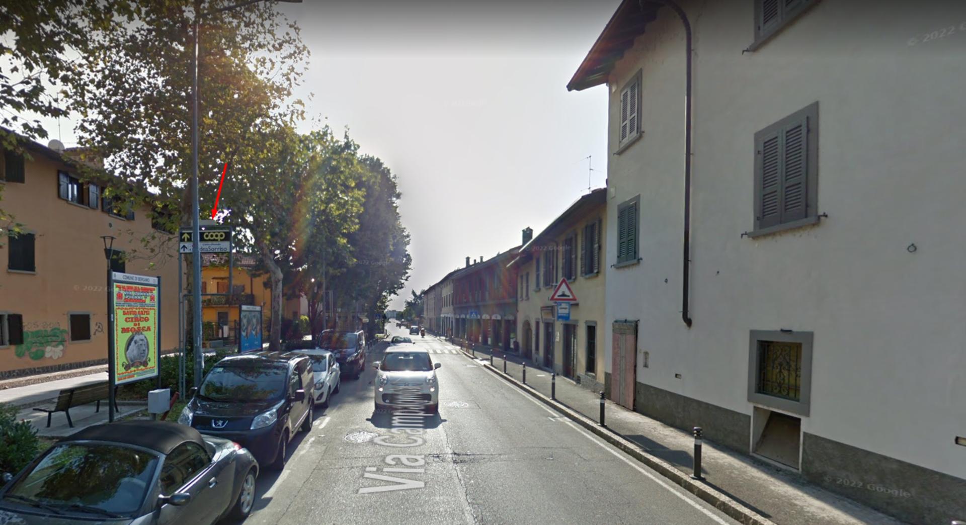 Impianto FRECCE / PREINSEGNE a Bergamo, in zona Bar caffeteria Borgo Storico