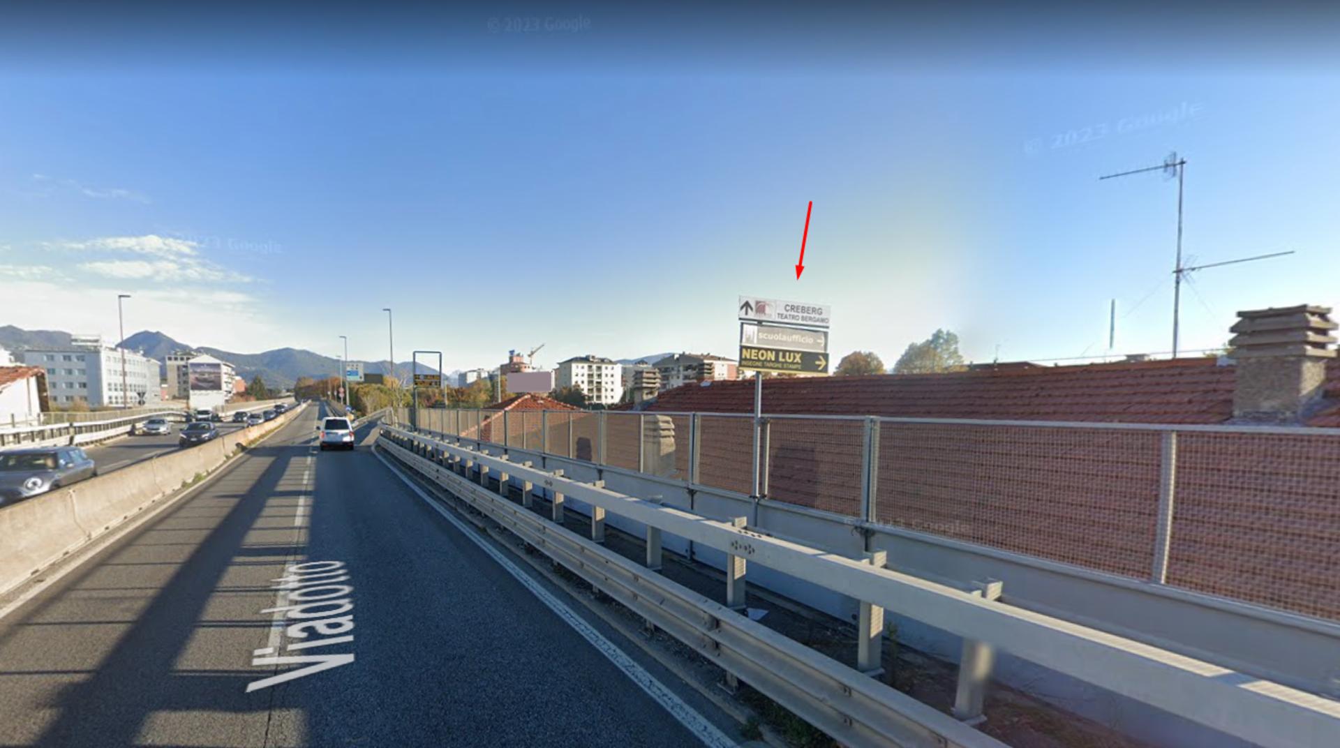 Impianto FRECCE / PREINSEGNE a Bergamo, in zona Shoes Paradise