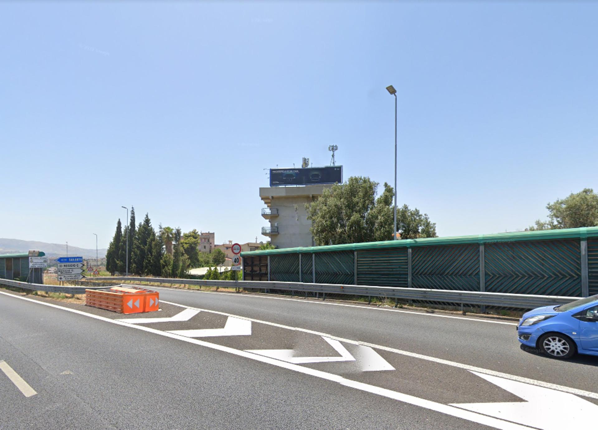 Impianto a VIA MODENA CHIESA_direzione Sud 81 Reggio di Calabria