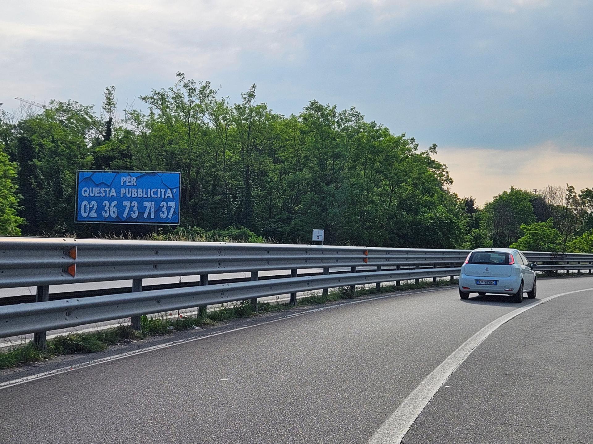 Impianto a Tang. Sud Vimercate S.P. 2 Km 0+100 lato sx  Vimercate