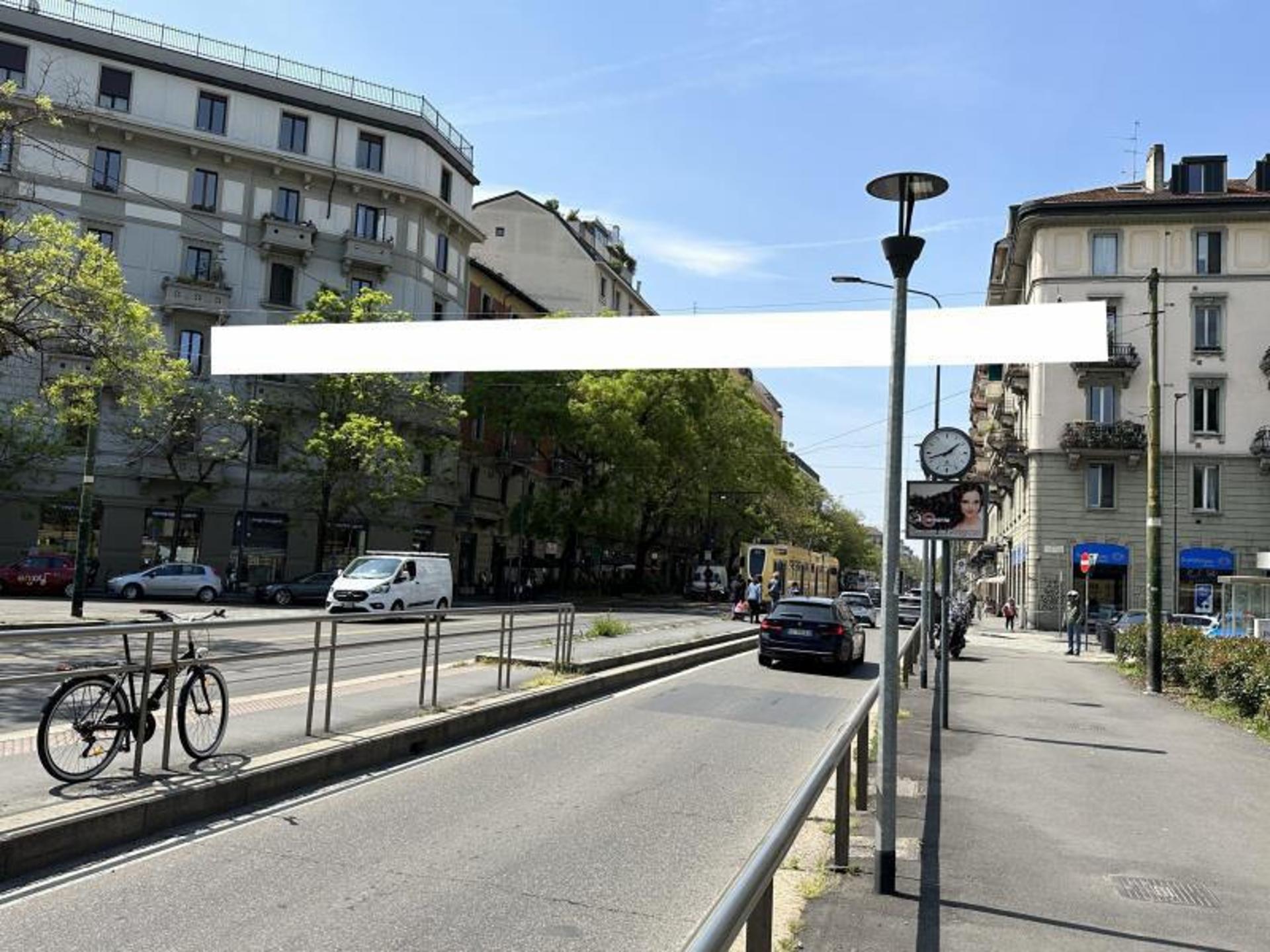 Impianto STRISCIONE a Milano, in zona Palma