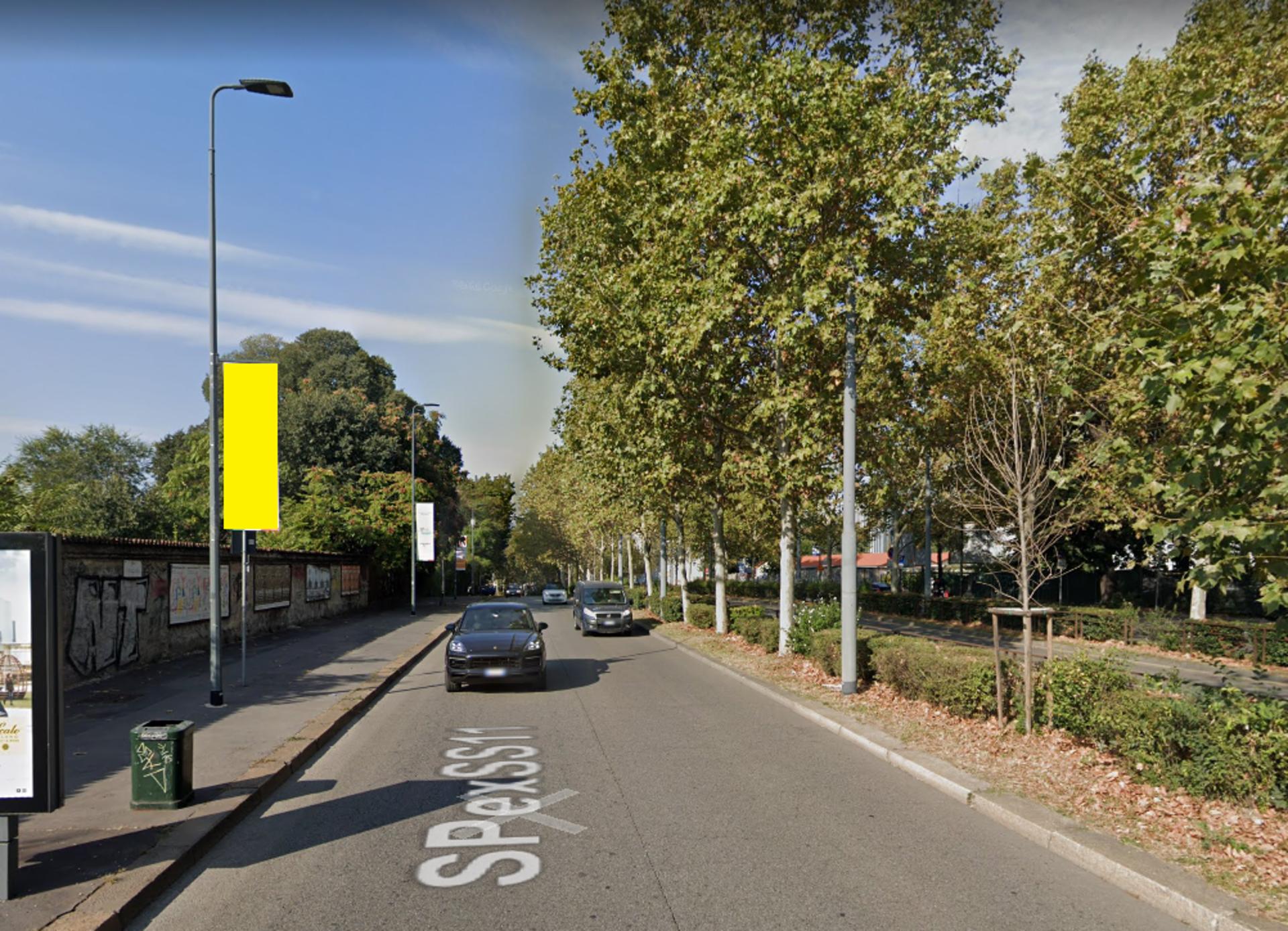Impianto VERTICAL BANNER a Milano, in zona Poke House
