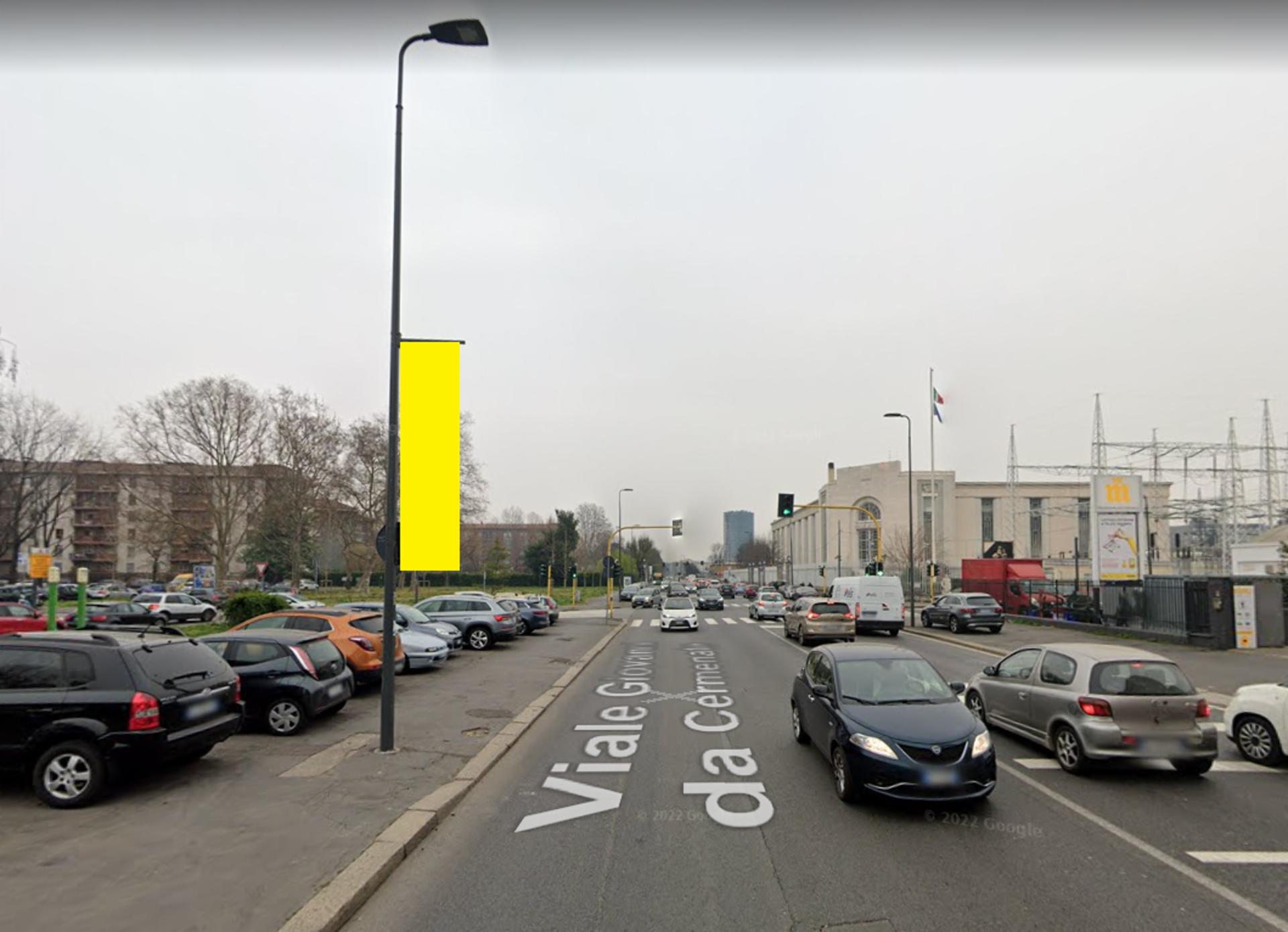 Impianto VERTICAL BANNER a Milano, in zona Sapore di mare