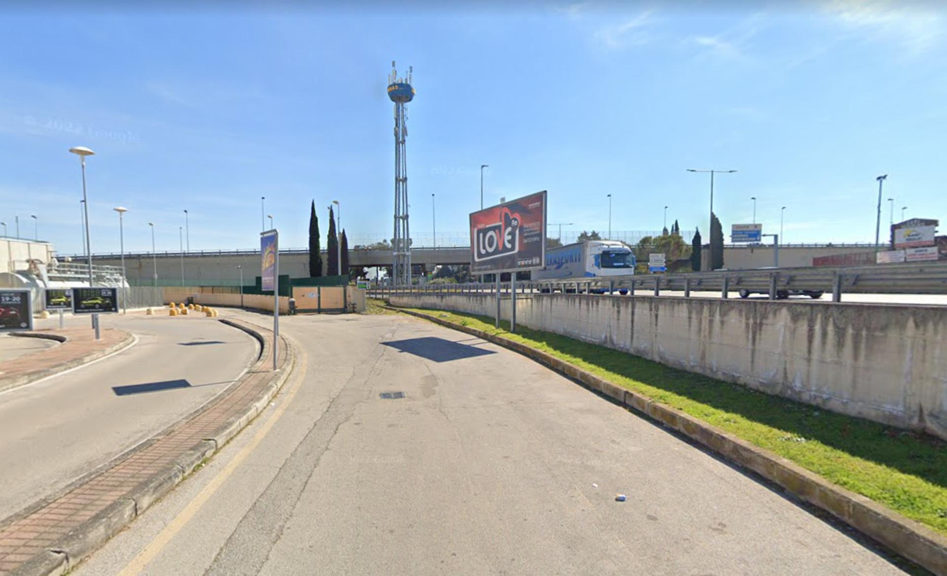 Impianto a STRADA STATALE 16 ADRIATICA -MONG. SANTA CATERINA 7  Bari