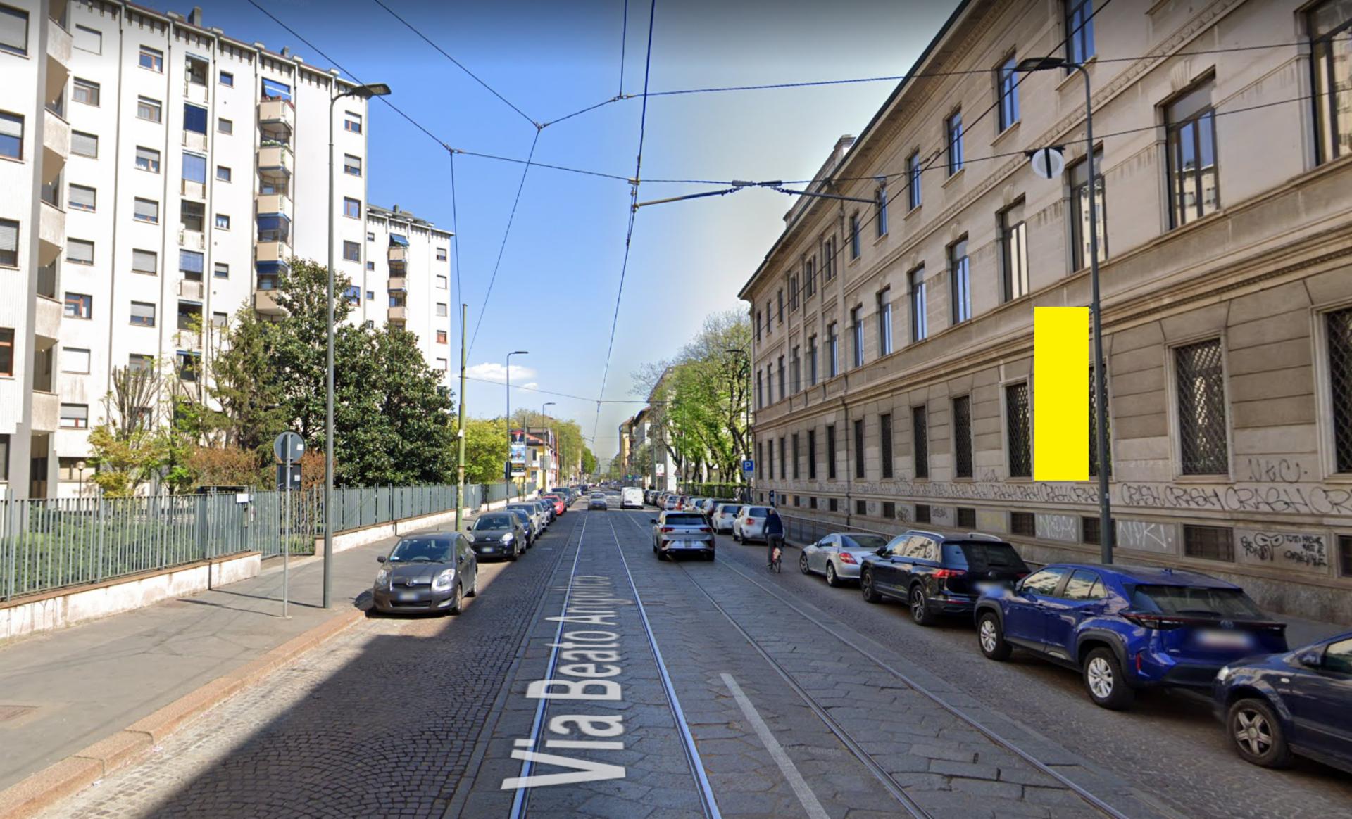 Impianto VERTICAL BANNER a Milano, in zona Burro e Salvia Pasta Fresca