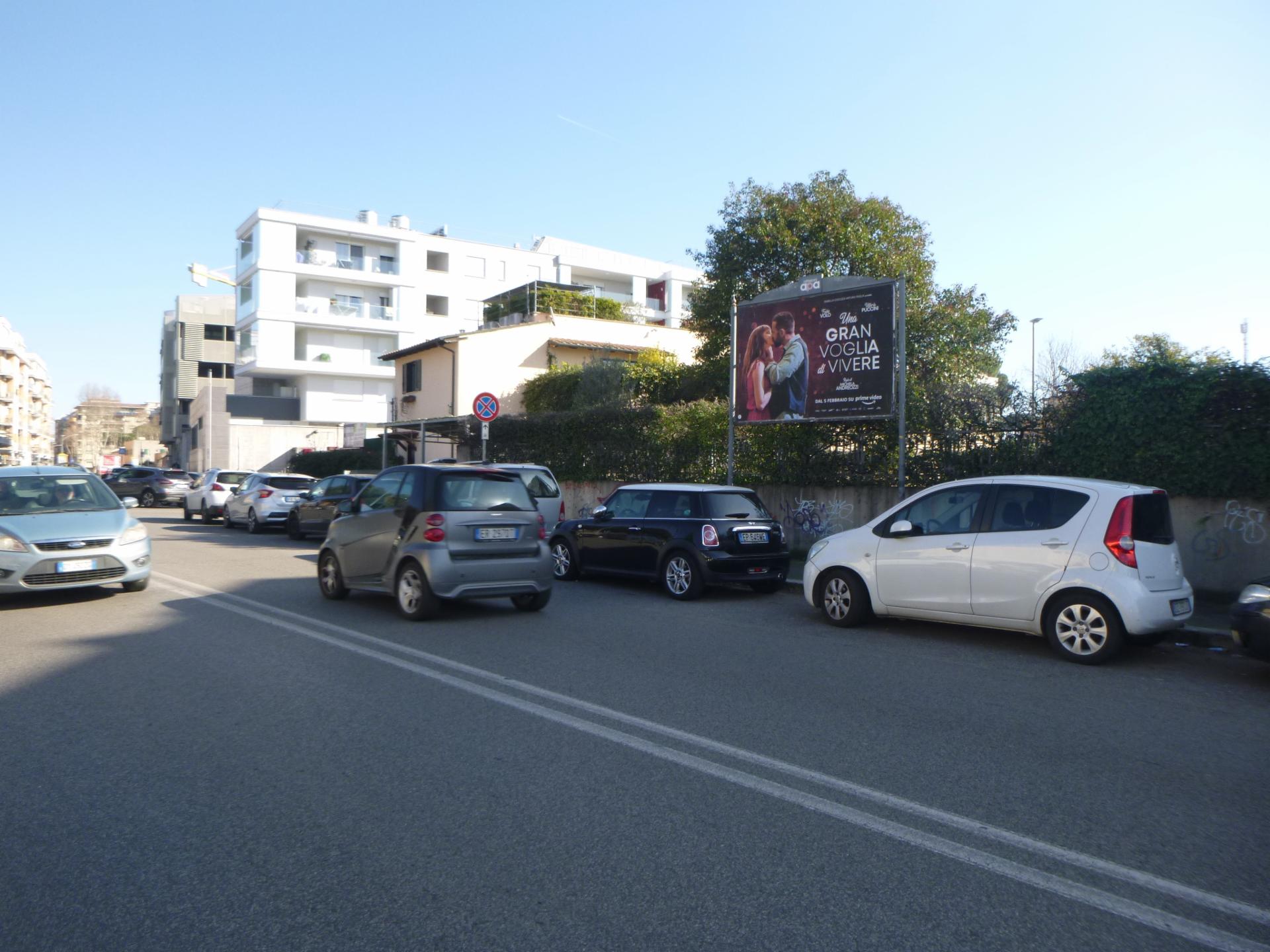 Impianto POSTER a Roma, in zona Centro commerciale Roma Casal Bertone