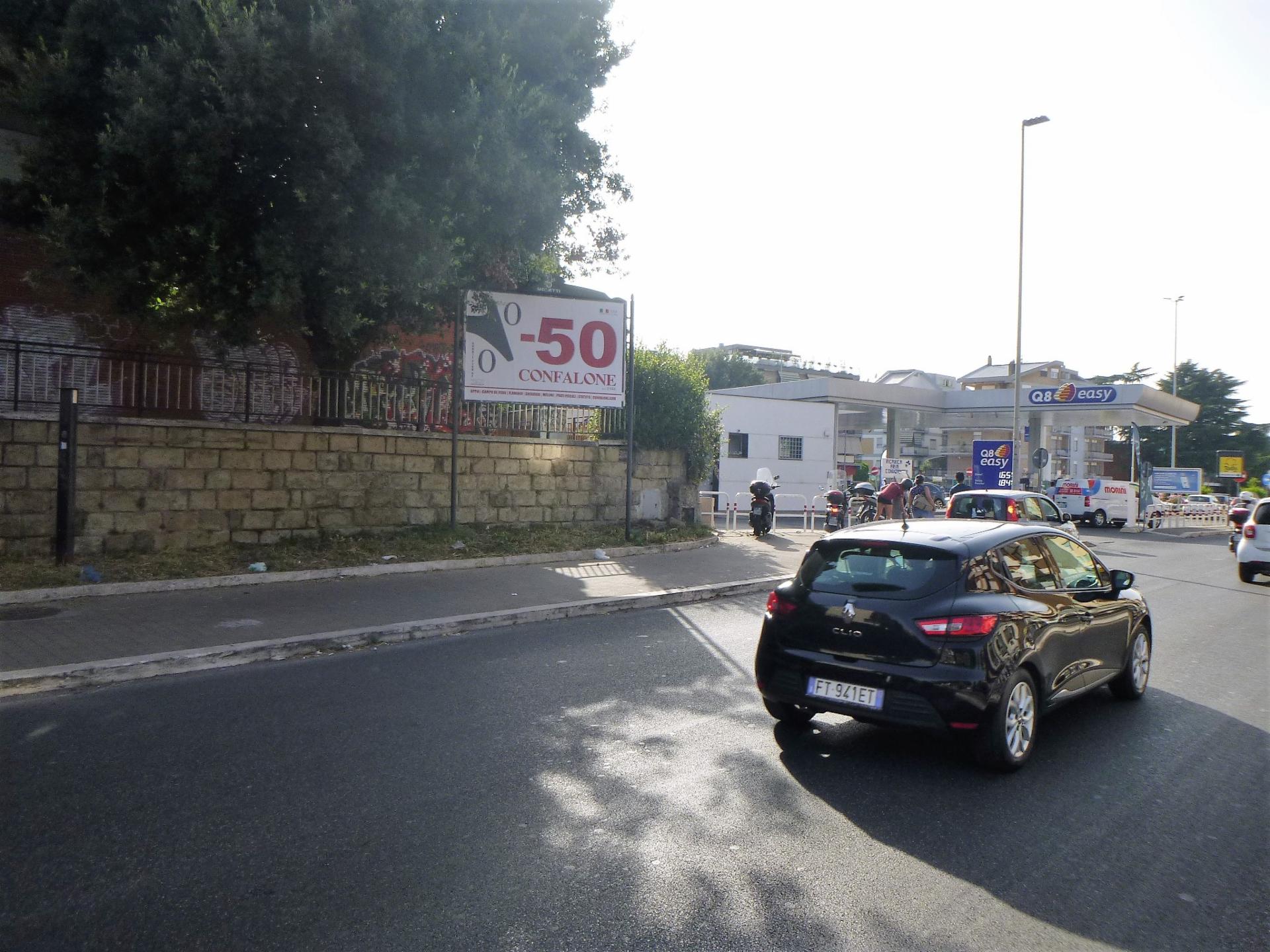 Impianto POSTER a Roma, in zona Todis