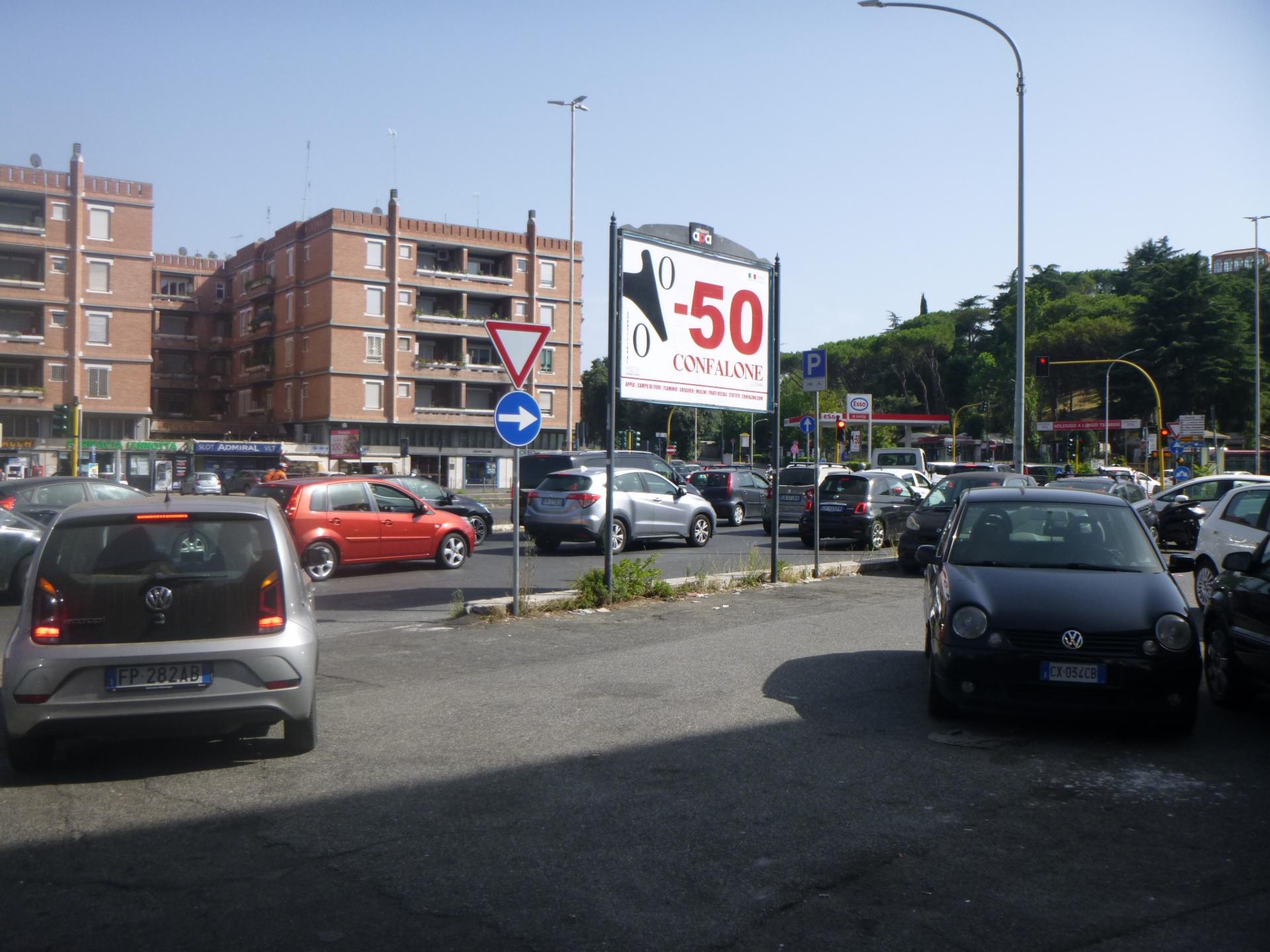 Impianto a PIAZZA PIO XI - fr. civ. 60  Roma