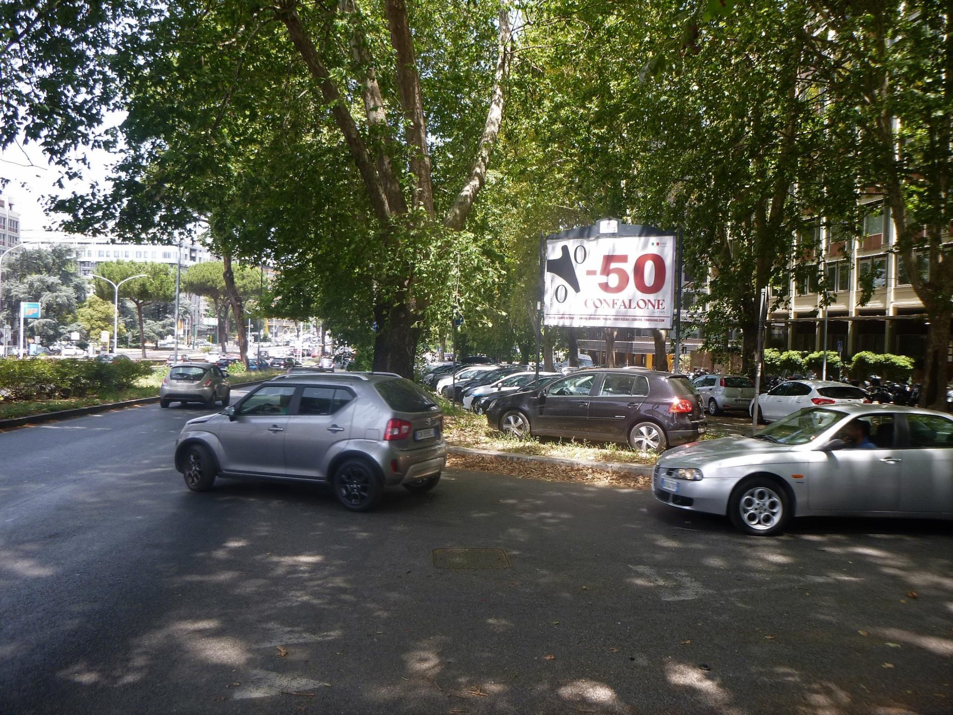 Impianto POSTER a Roma, in zona Poltronesofà