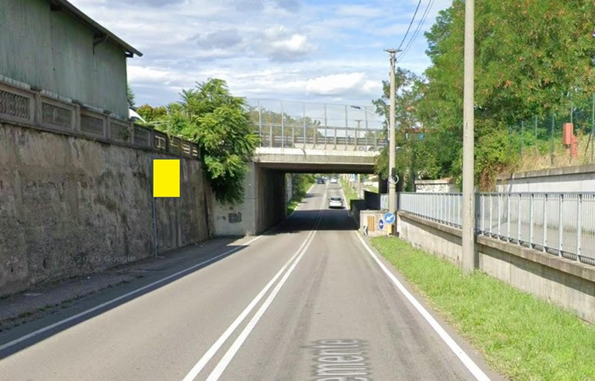 Impianto CARTELLONISTICA a Cerro Maggiore, in zona Bar L'incontro