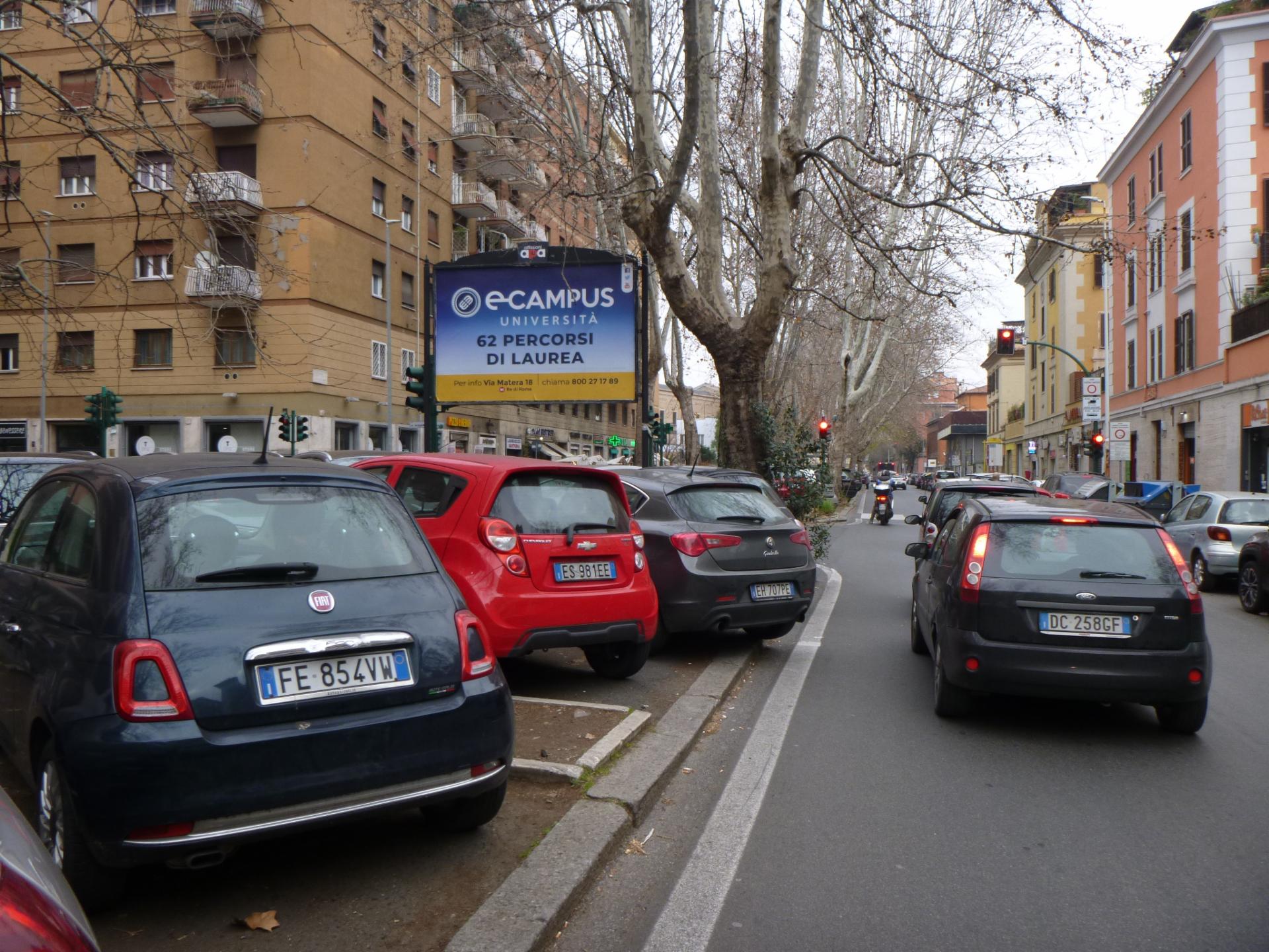 Impianto POSTER a Roma, in zona Pizza e Kebab