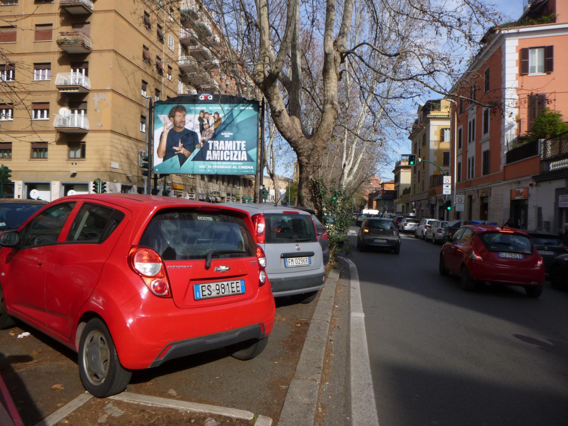 Impianto POSTER a Roma, in zona Pizza e Kebab
