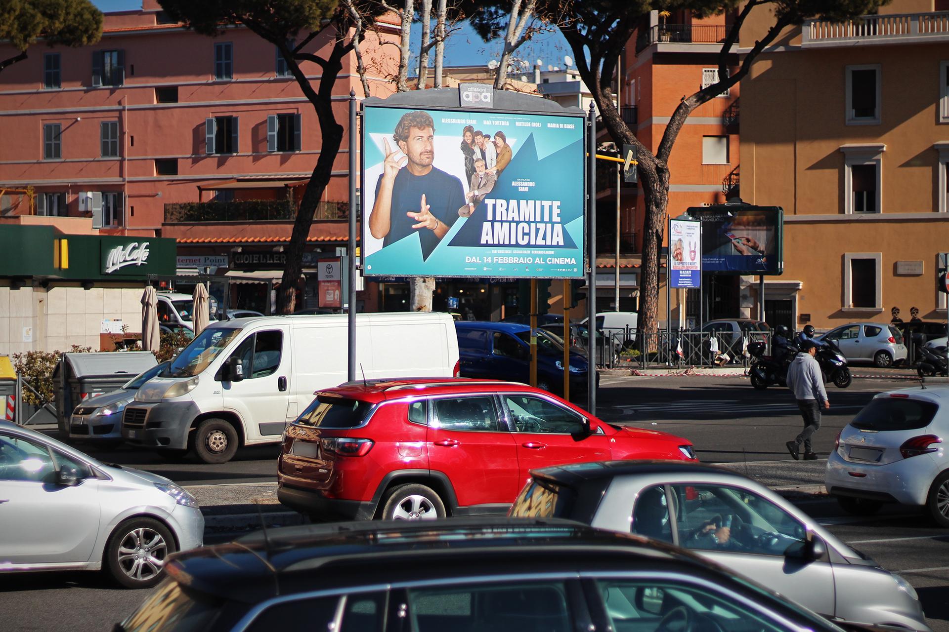 Impianto POSTER a Roma, in zona McDonald's