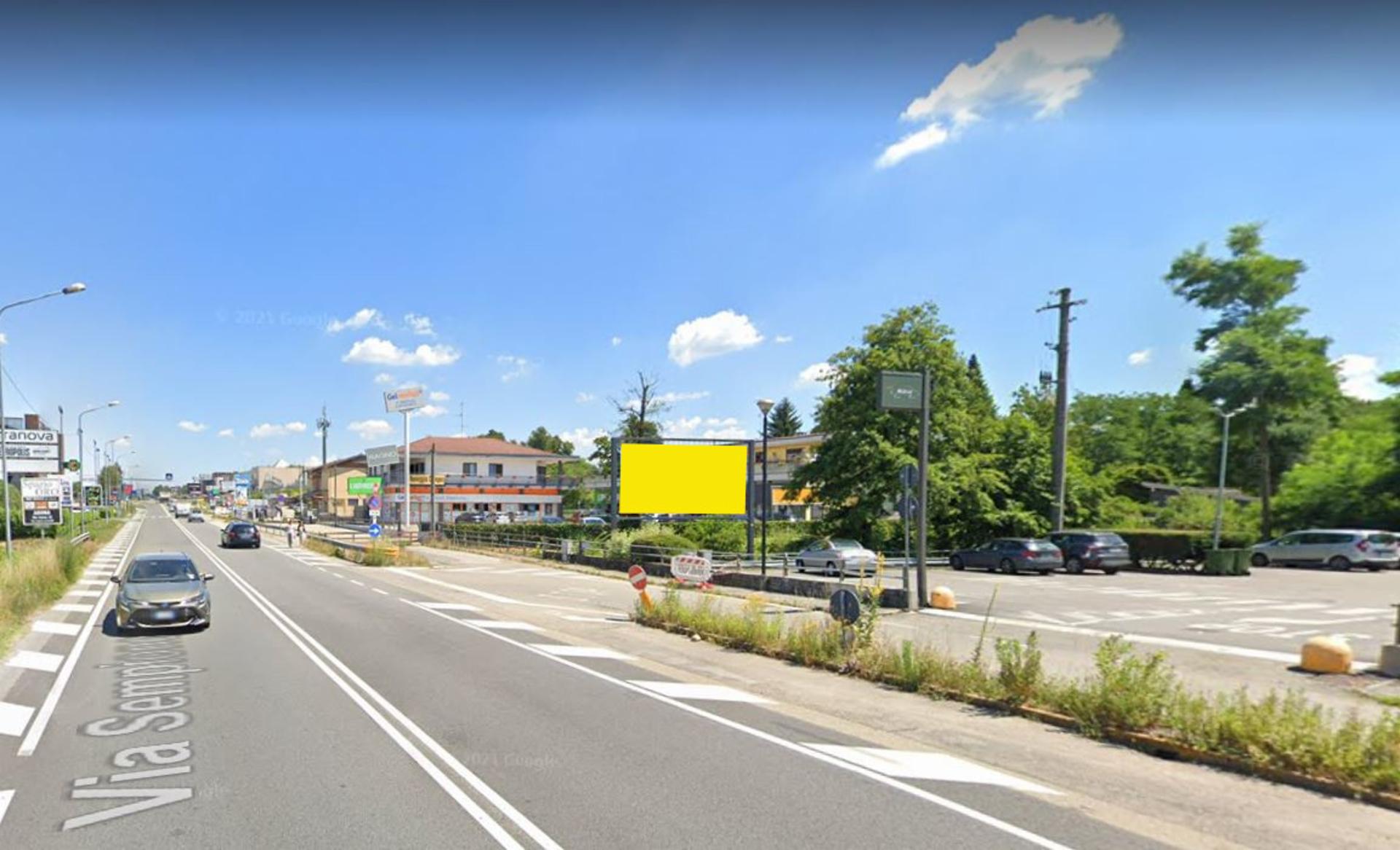 Impianto 6 X 3 a Castelletto sopra Ticino, in zona Factory Outlet RAGNO