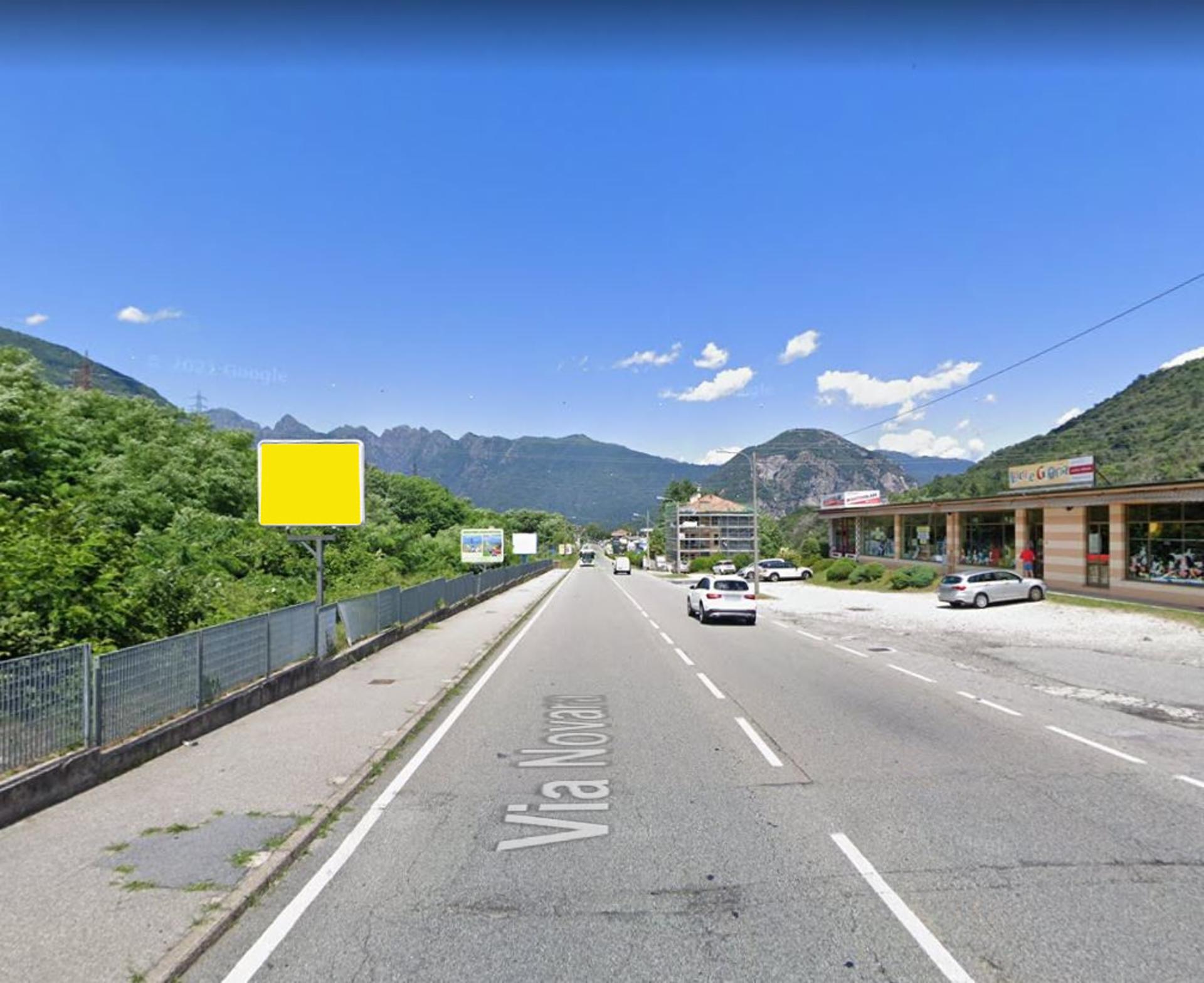 Impianto CARTELLONISTICA a Casale Corte Cerro, in zona Albergo Ristorante Cicin