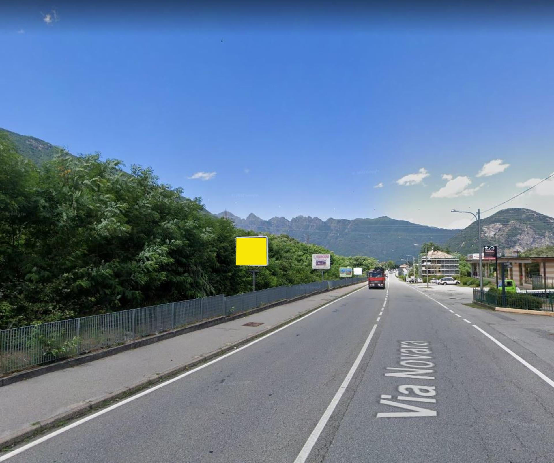 Impianto CARTELLONISTICA a Casale Corte Cerro, in zona Albergo Ristorante Cicin