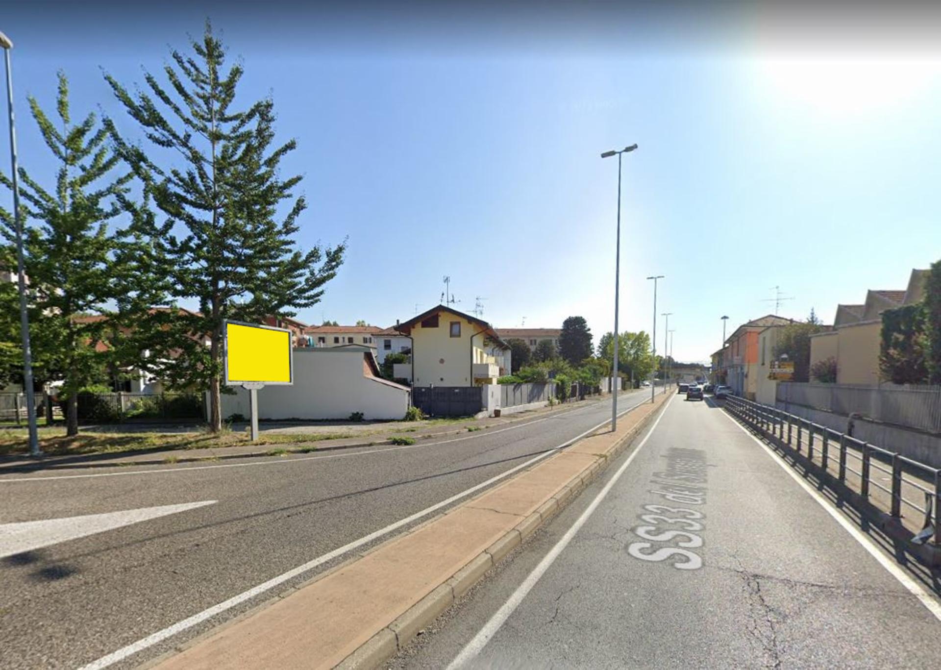 Impianto POSTER a Busto Arsizio, in zona NaturaSì