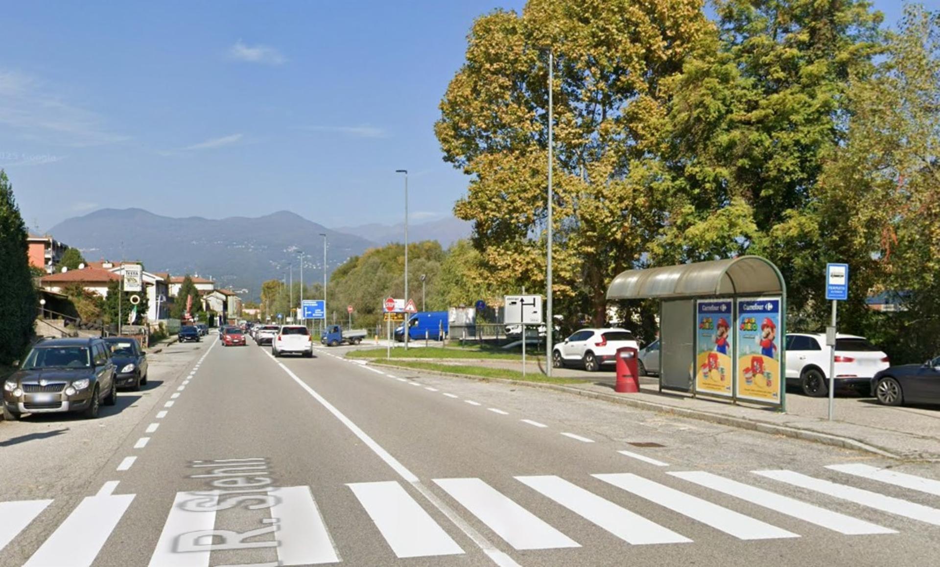 Impianto PENSILINA a Germignaga, in zona Gelateria Cagliani