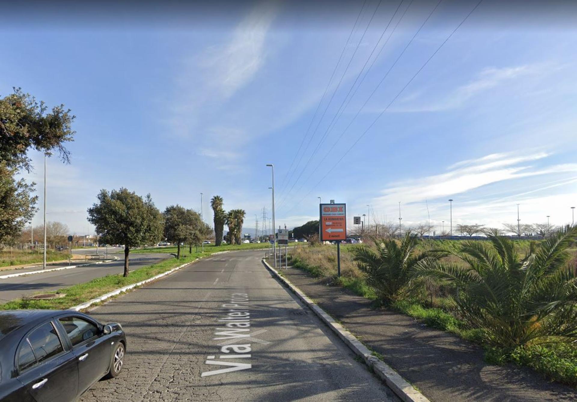 Impianto CARTELLONISTICA a Roma, in zona Parrucchiere uomo