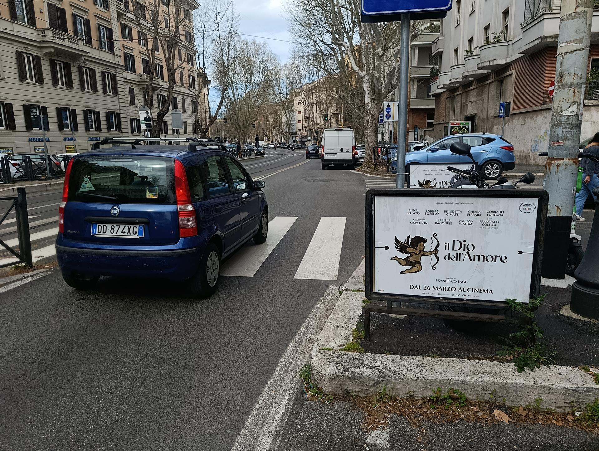 Impianto a VIALE LIEGI - ang. Via Lovanio (dx)  Roma