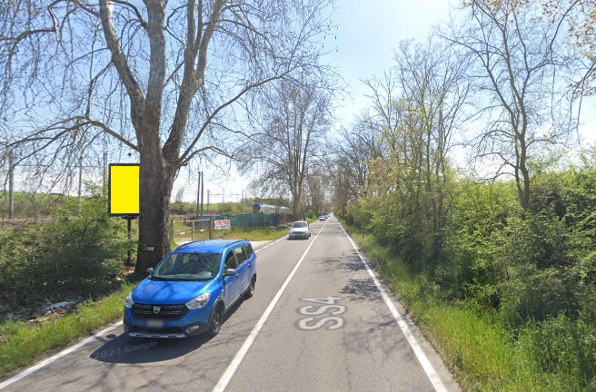 Impianto CARTELLONISTICA a Montelibretti, in zona Esso