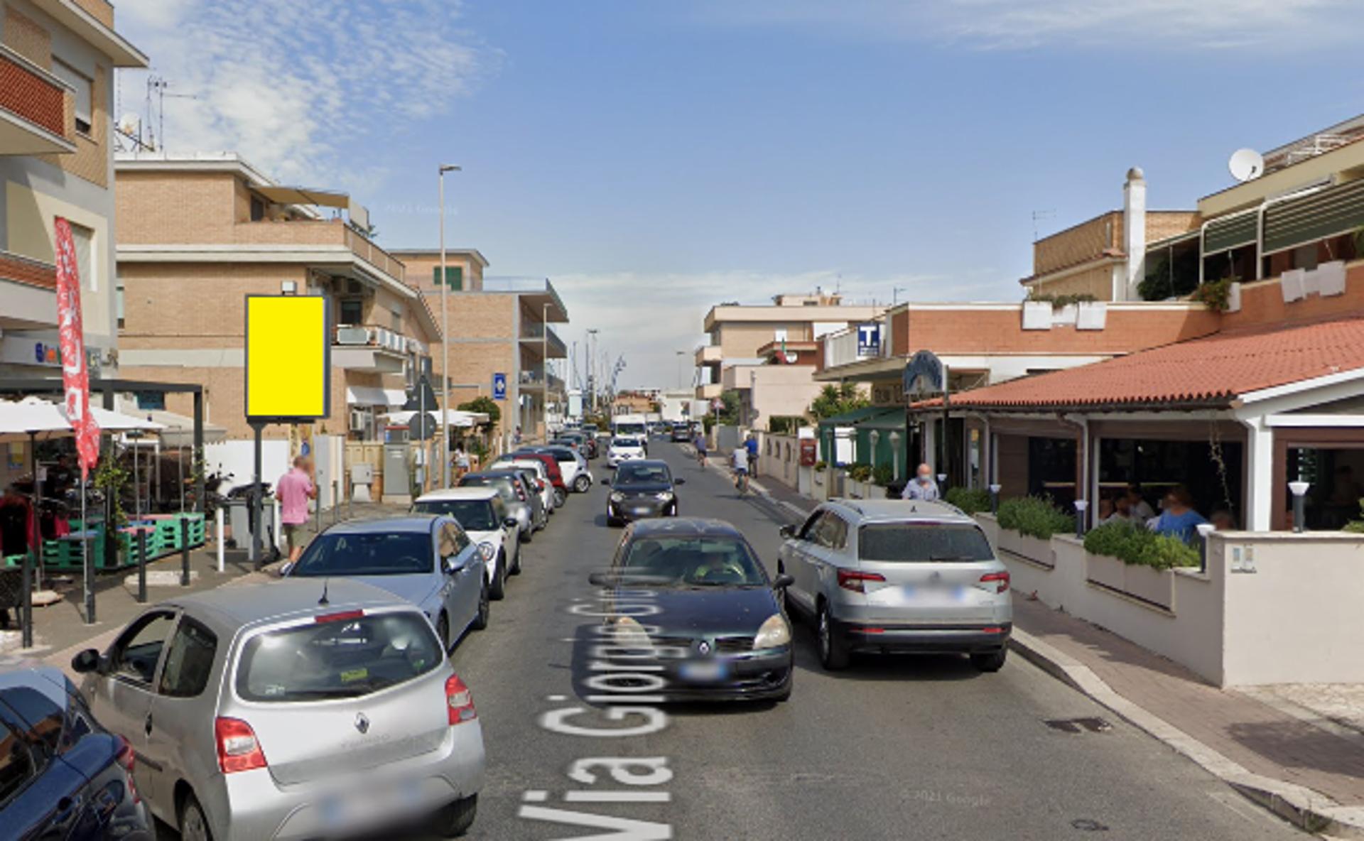 Impianto CARTELLONISTICA a Fiumicino, in zona Calma