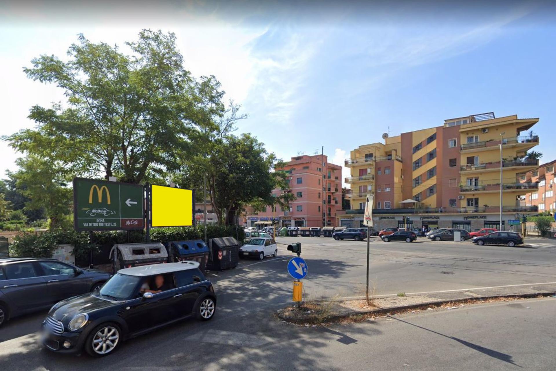 Impianto POSTER a Roma, in zona Rumpa Minimarket