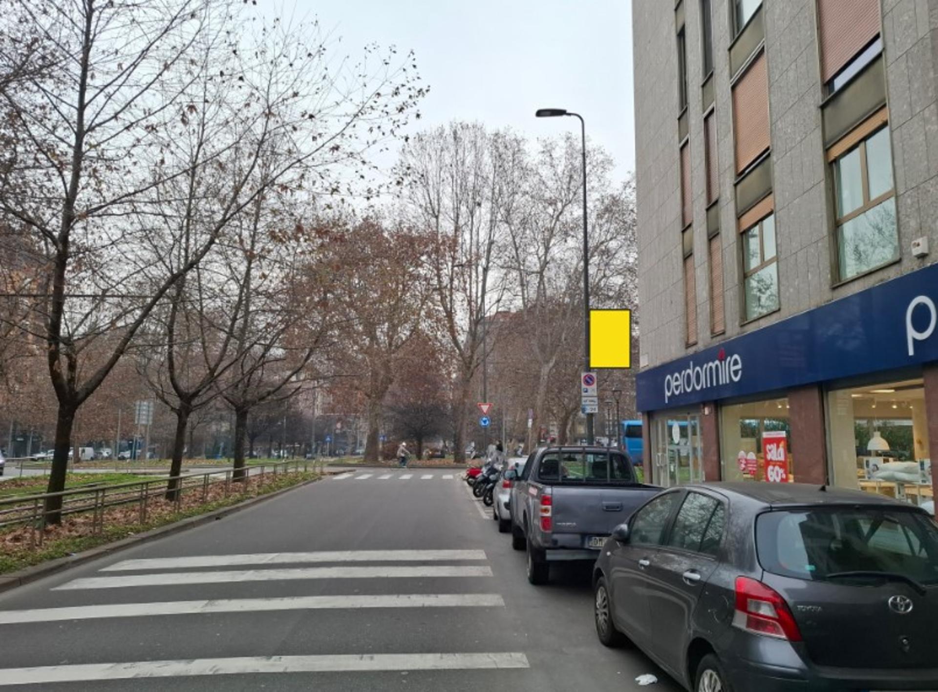 Impianto a VIA Cenisio palo n. 73  Milano