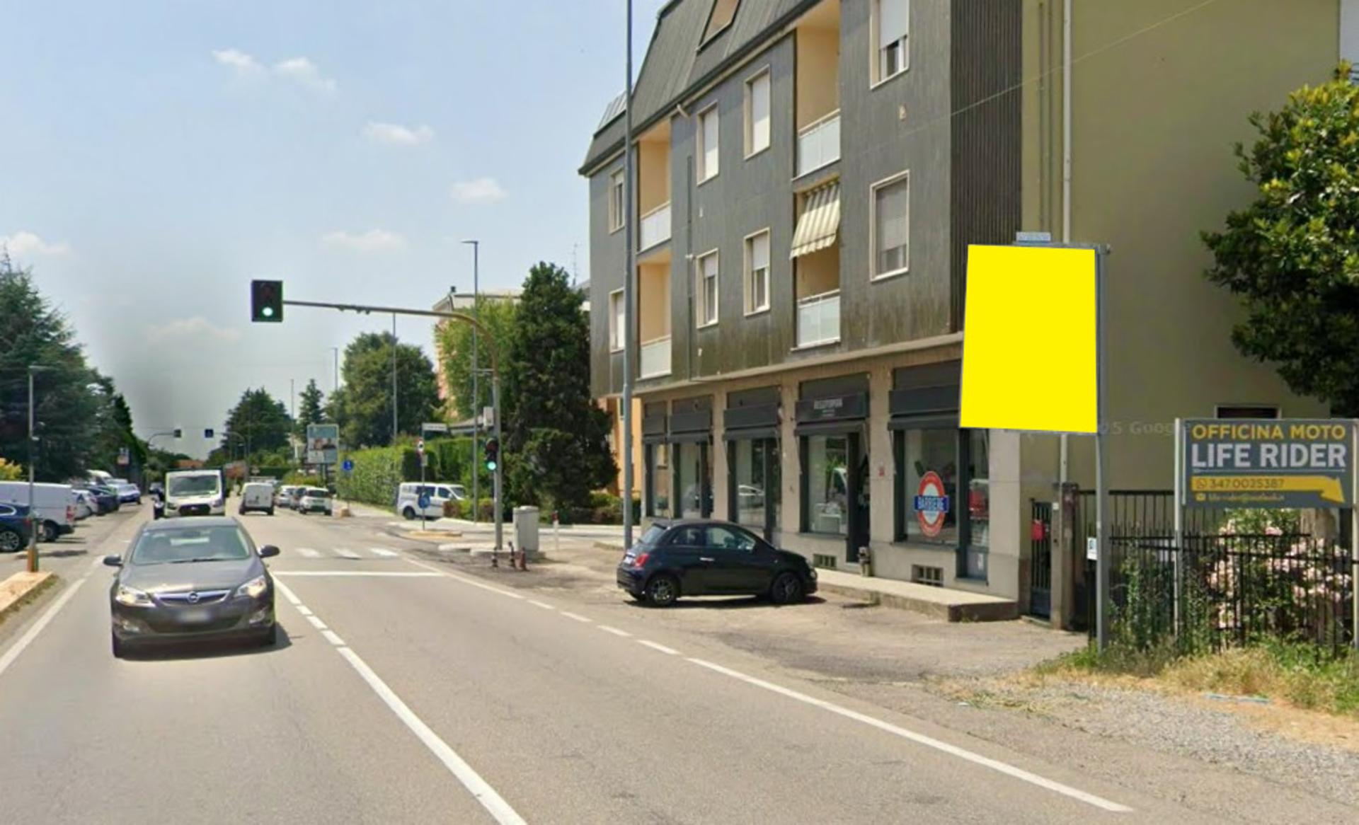 Impianto CARTELLONISTICA a Uboldo, in zona SpaccaNapoli