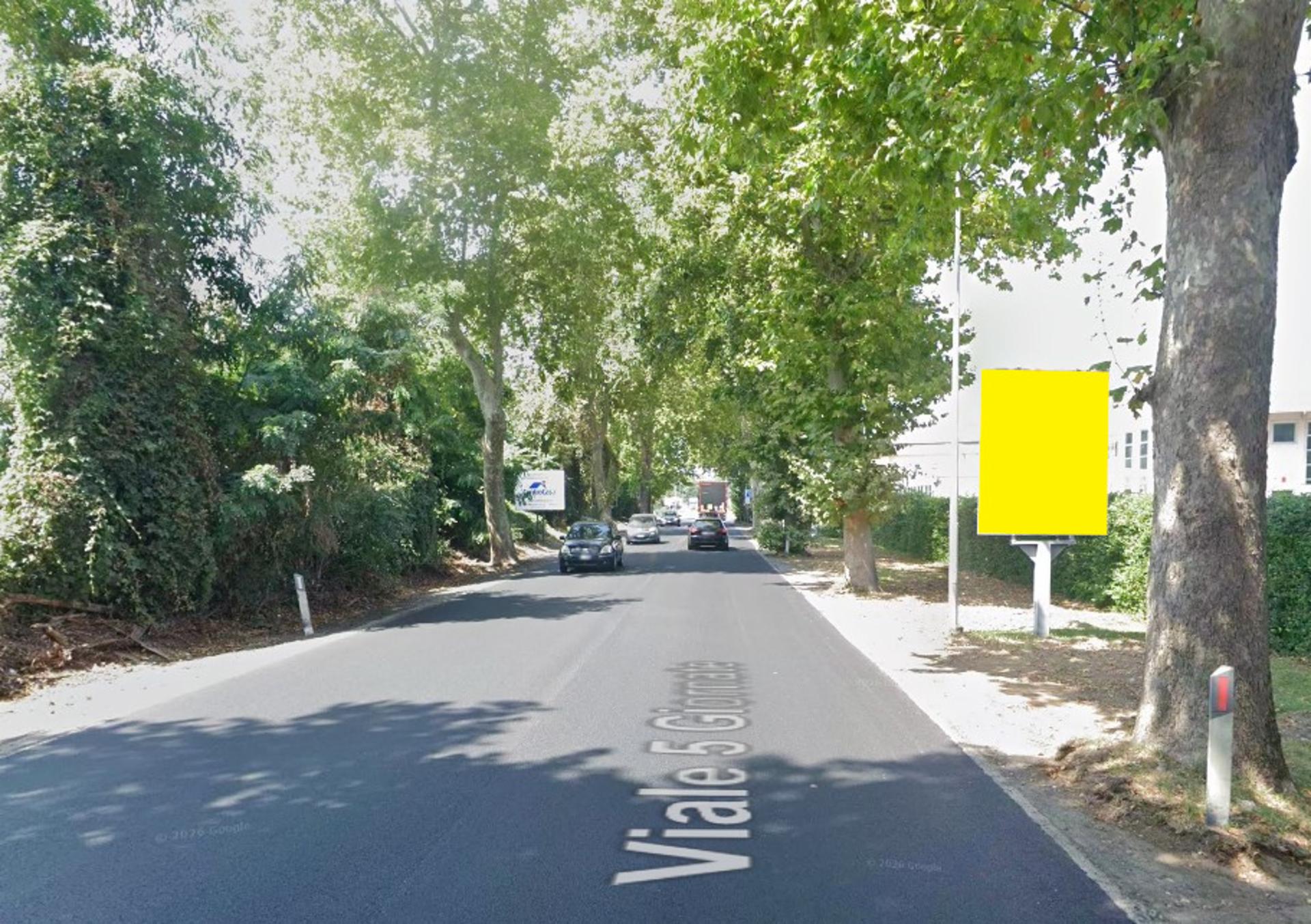 Impianto CARTELLONISTICA a Caronno Pertusella, in zona Monumento ai Caduti di Bariola